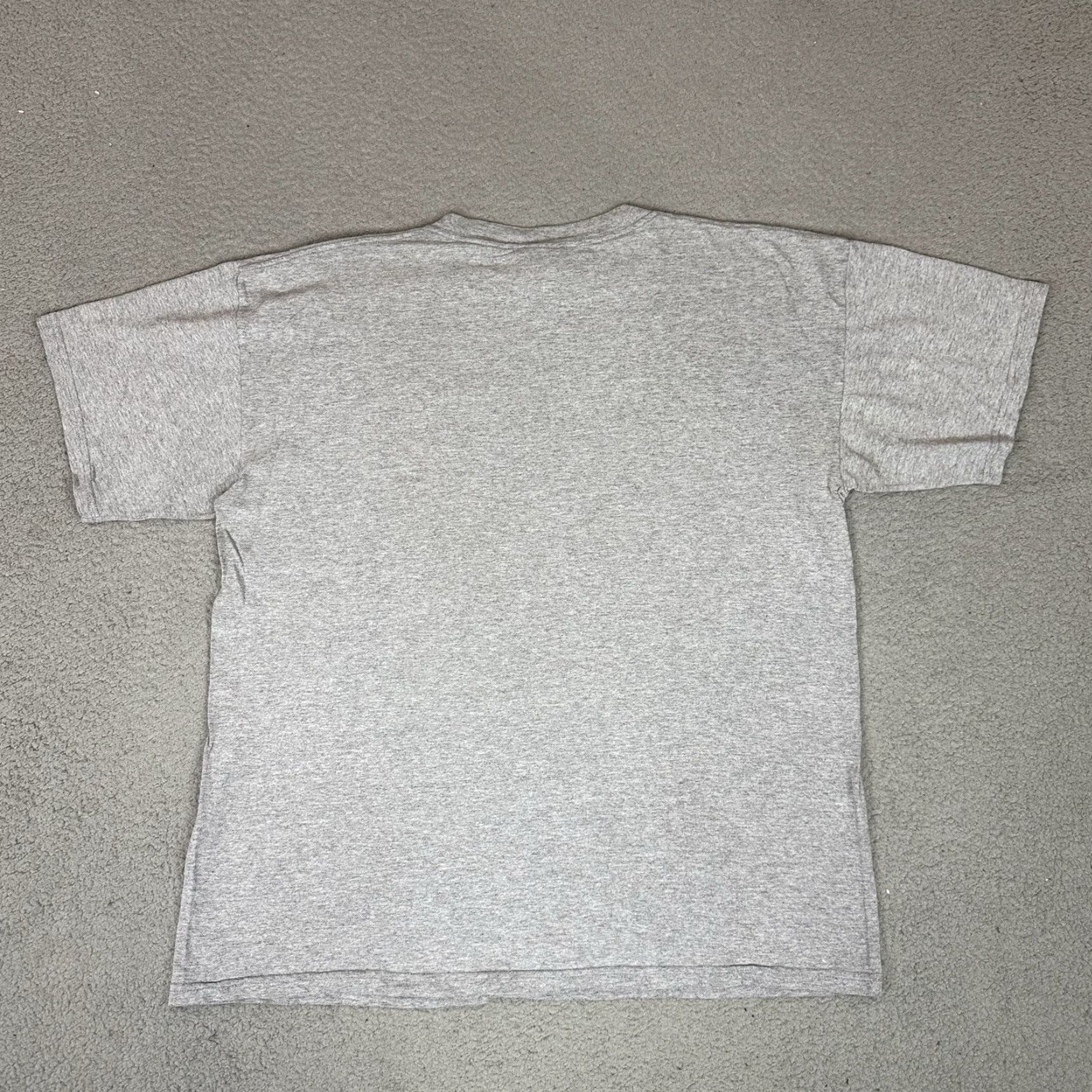 Nike VINTAGE Nike T Shirt Mens XL Gray Embroidered Logo Swoosh Y2K Boxy Rare Vtg Shirt Mens XL Gray Embroidered Swoosh 90s Y2K Nike Logo Size US XL / EU 56 / 4 - 5 Thumbnail