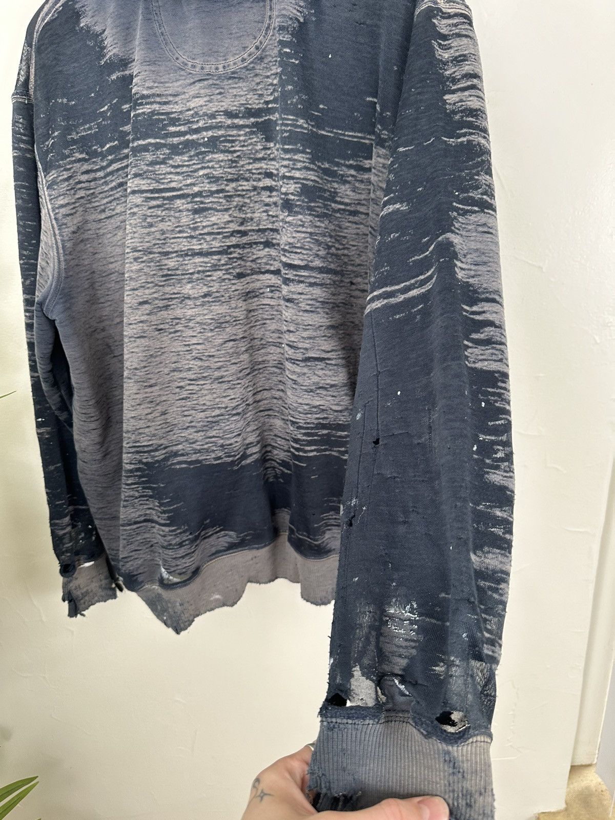Carhartt × Vintage (XL) INSANE THRASHED SHEER Navy Carhartt Hoodie Size US XL / EU 56 / 4 - 14 Thumbnail