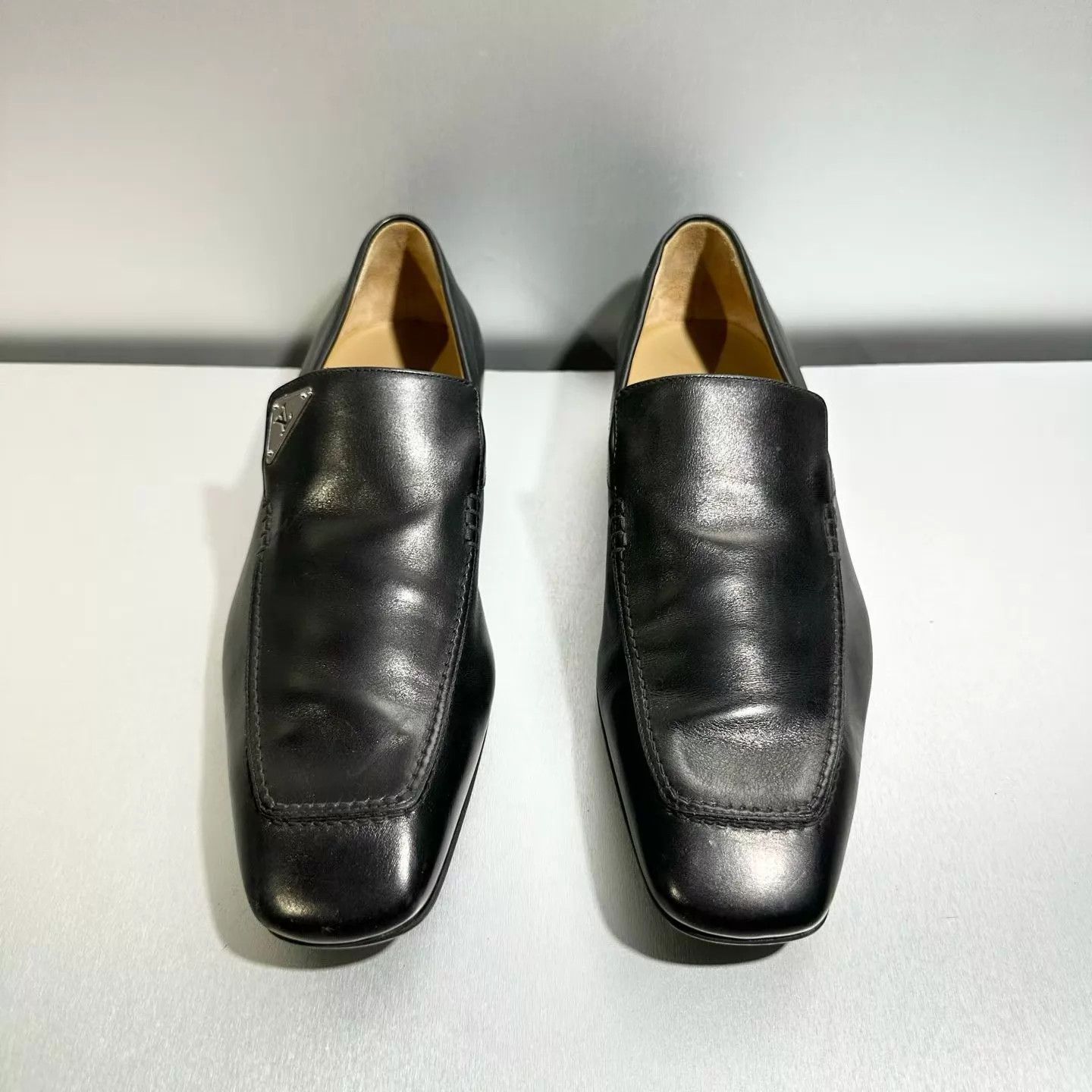 Louis Vuitton LV Classic Black Cap-toe Shoes Size US 9.5 / EU 42-43 - 2 Thumbnail