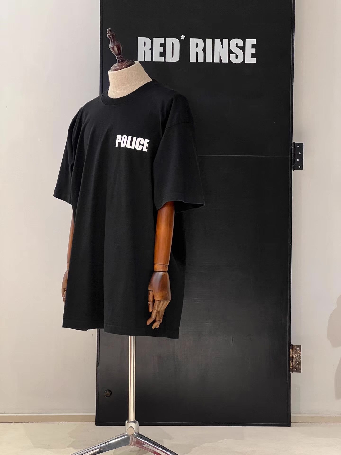 Vintage Vintage Kanye West Style Police Short Sleeve T-shirt Q13 Size US XXL / EU 58 / 5 - 7 Thumbnail