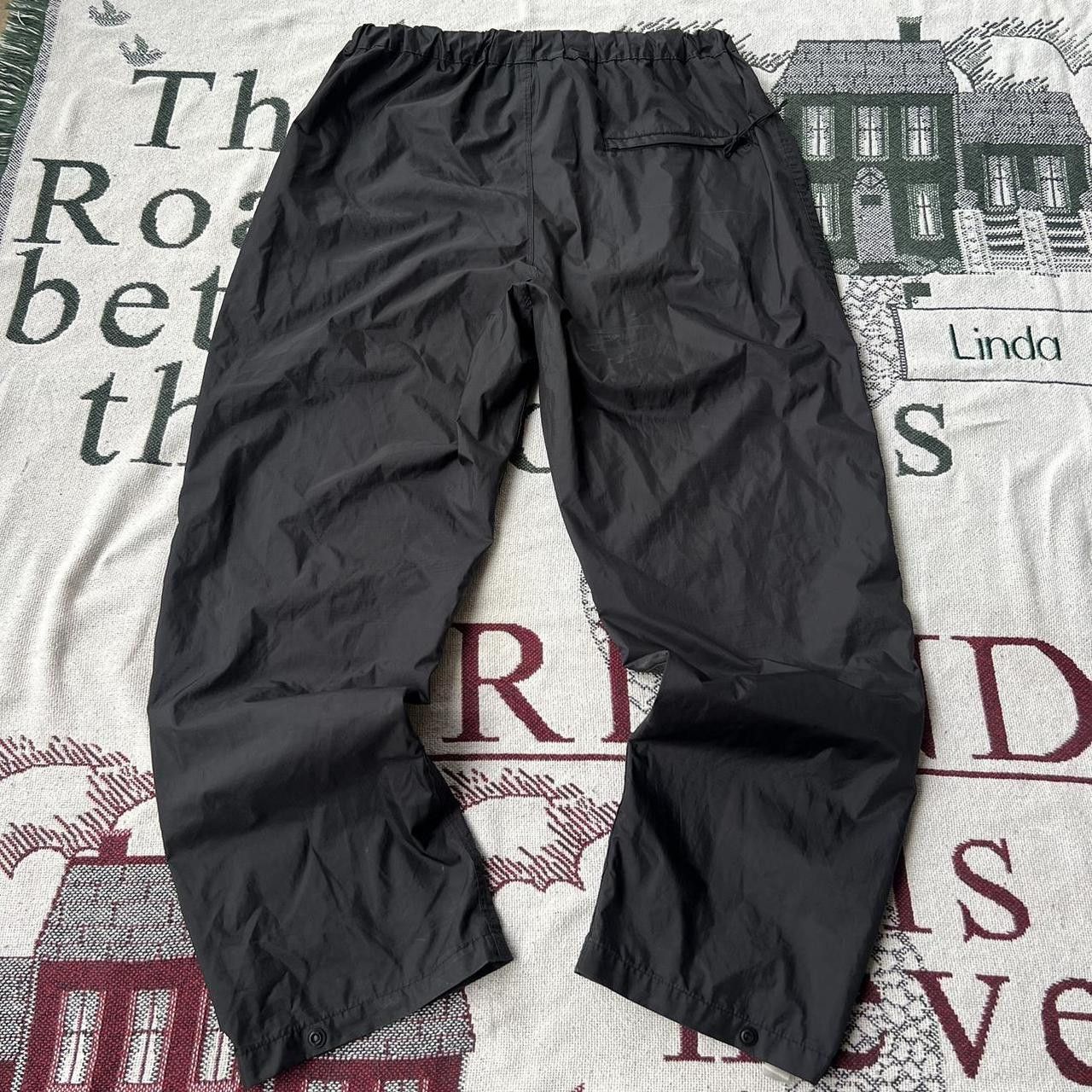 Vintage Vintage 2000s/Y2K Baggy Black Essential Track pants! Size US 34 / EU 50 - 4 Thumbnail