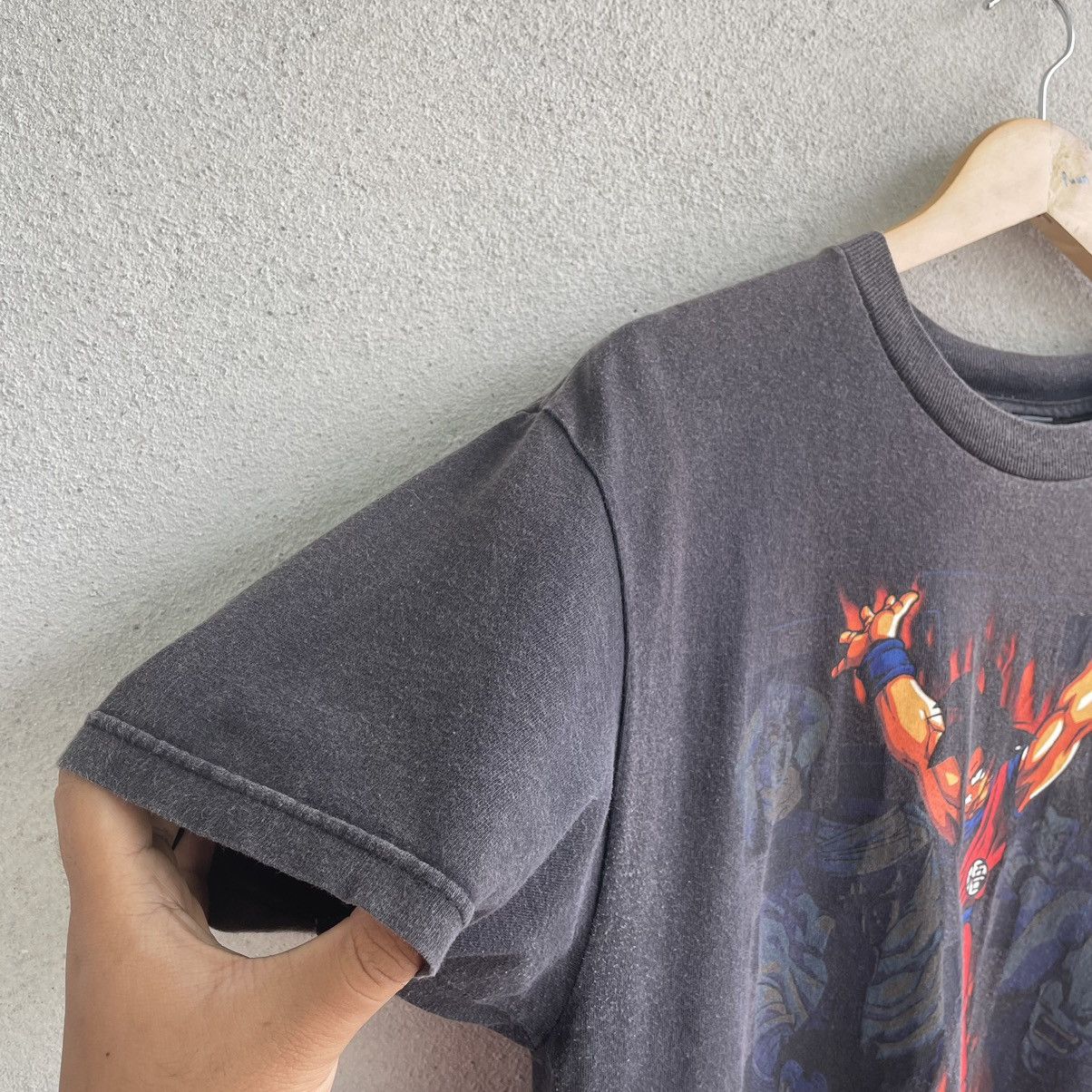 Anime Vintage Y2K Thrashed Dragon Ball Tee Shirt Size US L / EU 52-54 / 3 - 5 Thumbnail