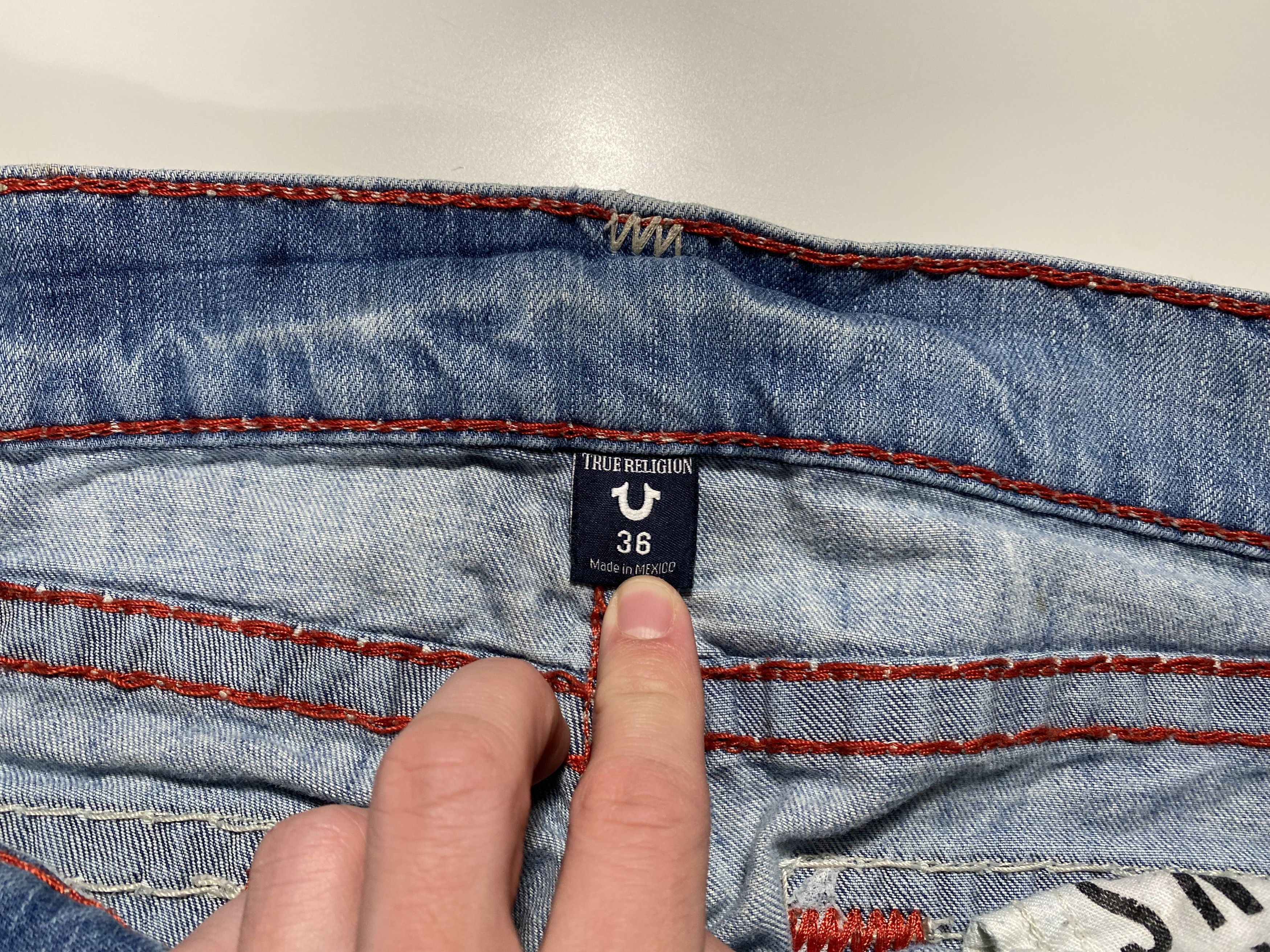 True Religion True Religion Ricky w/ Flaps Red Stitch Relaxed Jeans 38x32 Size US 38 / EU 54 - 7 Thumbnail