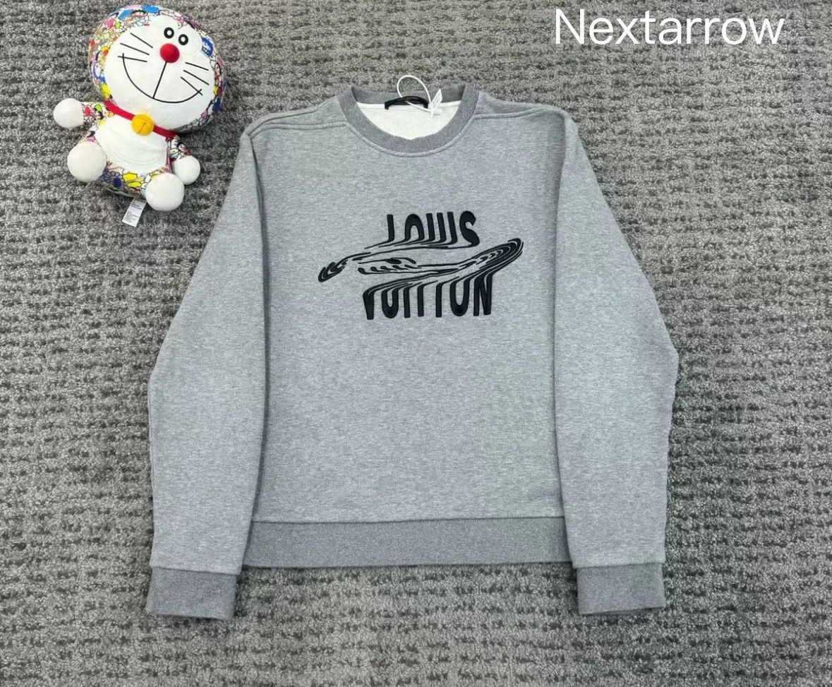 Louis Vuitton LOUIS VUITTON LV Twisted Letter Logo Hoodie Size US S / EU 44-46 / 1 - 1 Thumbnail
