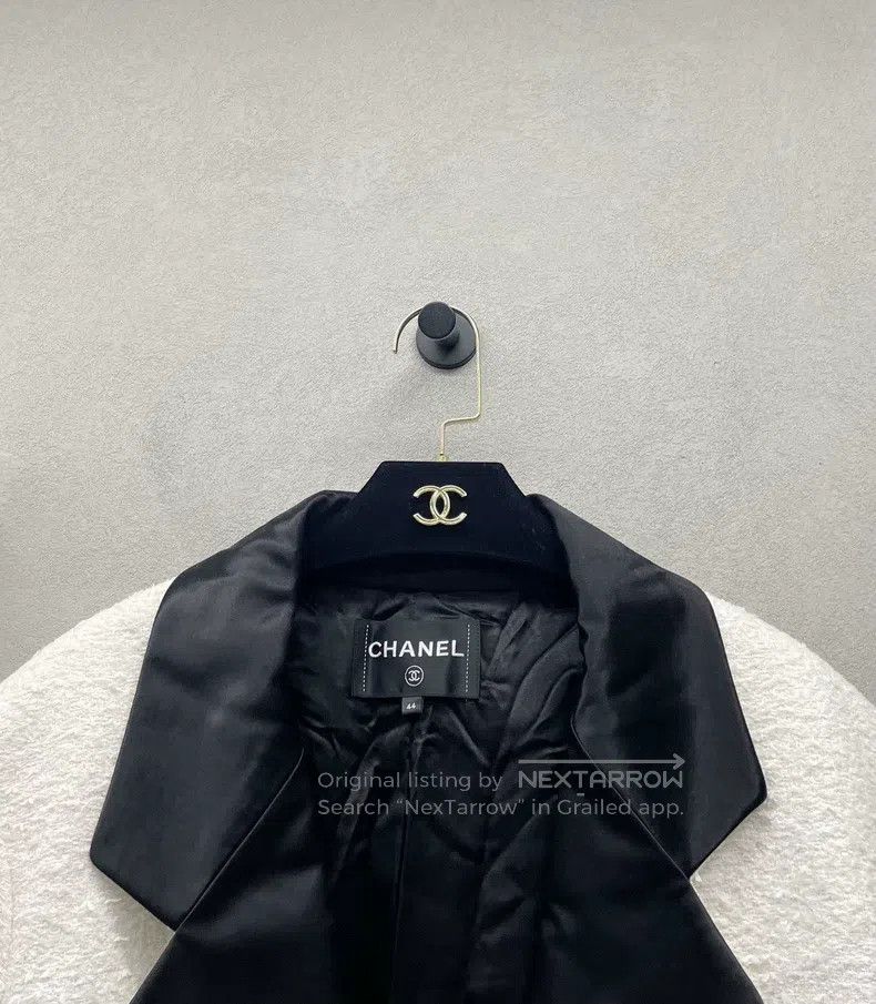 Chanel Chanel Off-white coat Size M / US 6-8 / IT 42-44 - 4 Thumbnail