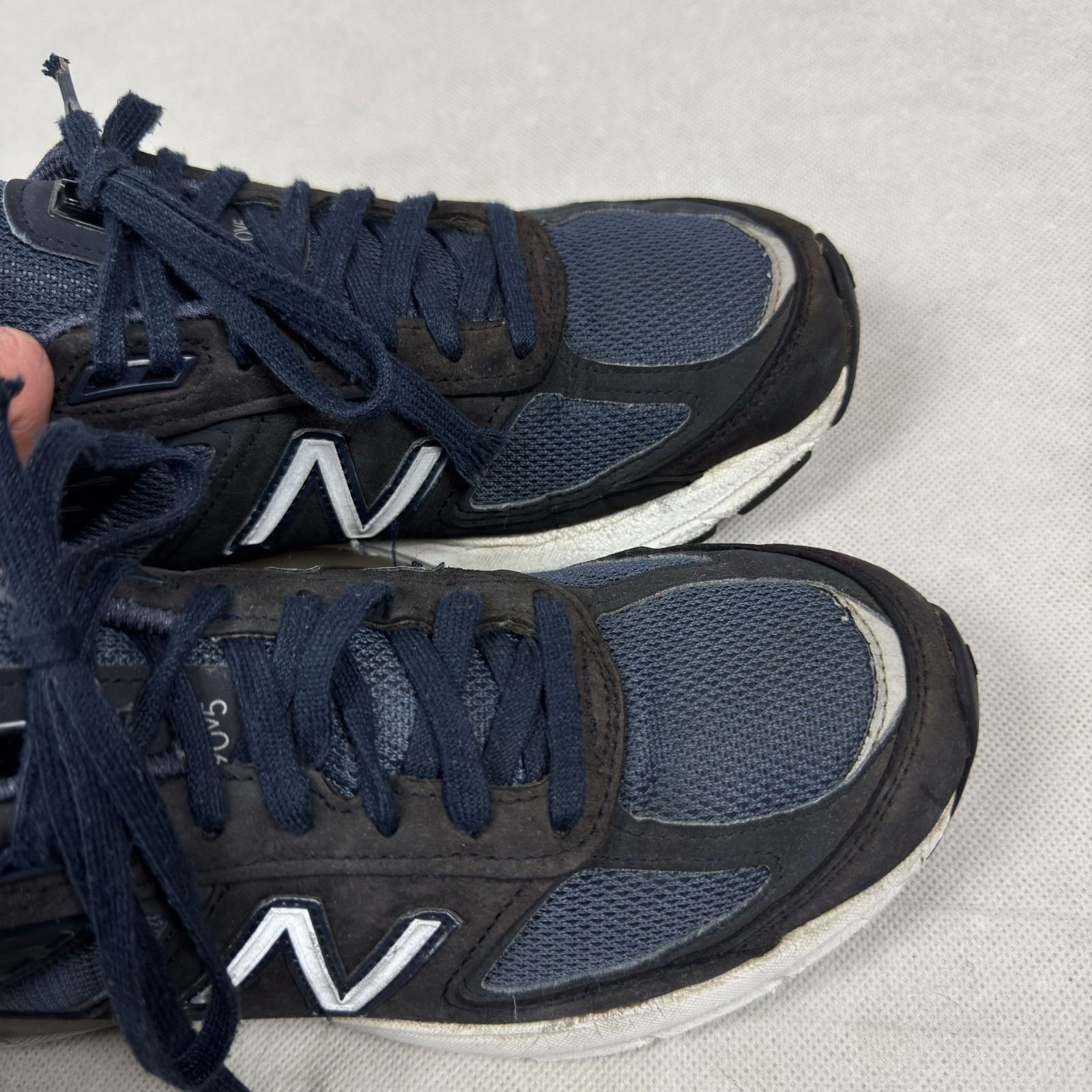 New Balance New Balance 990v5 M990NV5 Men's Navy Silver Sneakers Shoes 7 Size US 7 / EU 40 - 4 Thumbnail