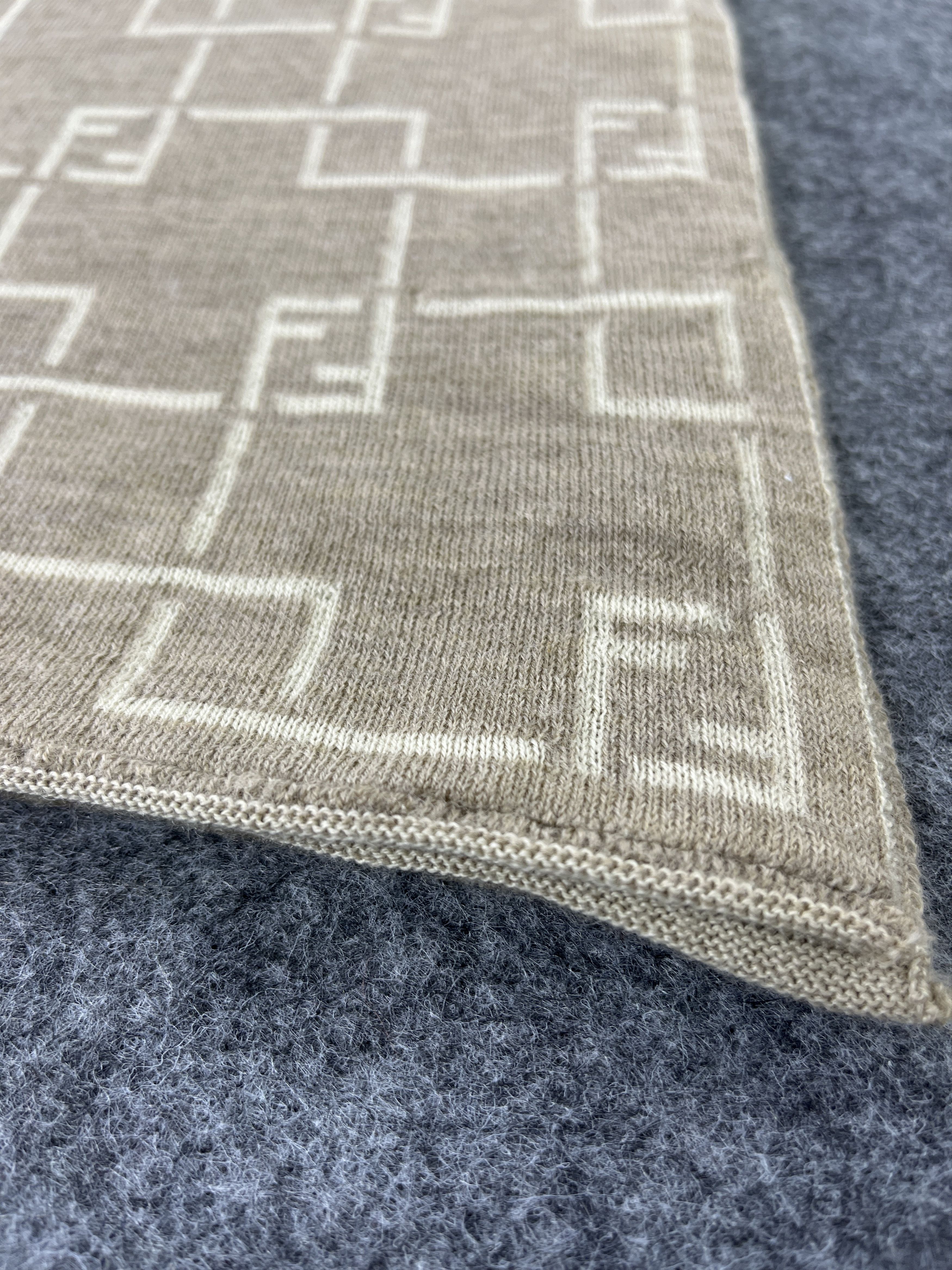 Vintage Vintage Fendi Scarf / Muffler / Neckwear T252 Size ONE SIZE - 8 Thumbnail