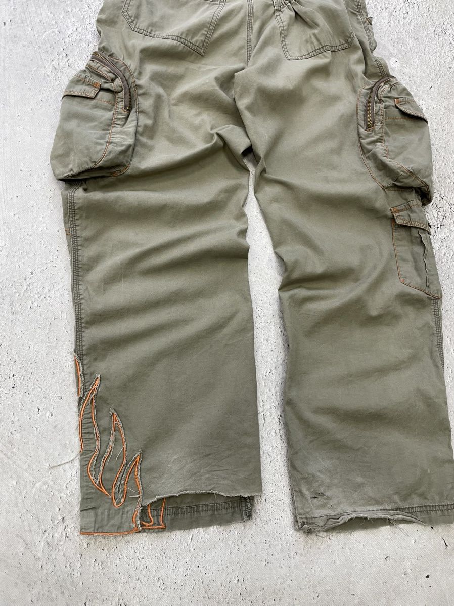 Japanese Brand × Vintage Vintage CRAZY FLAME BAGGY CARGO JAPANESE PANTS distressed Size US 32 / EU 48 - 11 Thumbnail