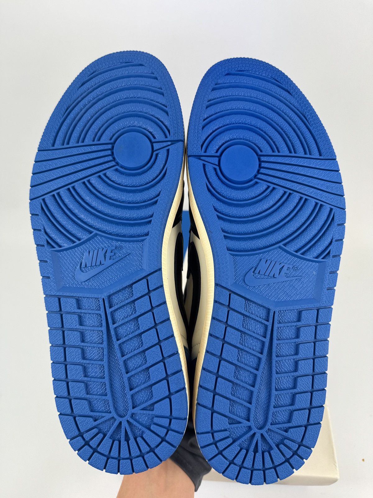 Nike × Travis Scott JORDAN 1 RETRO LOW FRAGMENT X TRAVIS SCOTT SNEAKERS Size US 11 / EU 44 - 7 Thumbnail