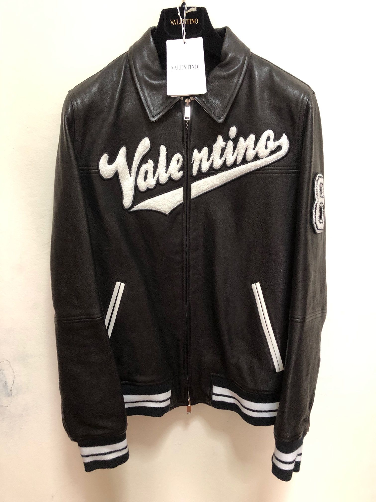 Valentino [🔥🔥Grail🔥🔥] Valentino Logo Leather Bomber Jacket Size US M / EU 48-50 / 2 - 4 Thumbnail