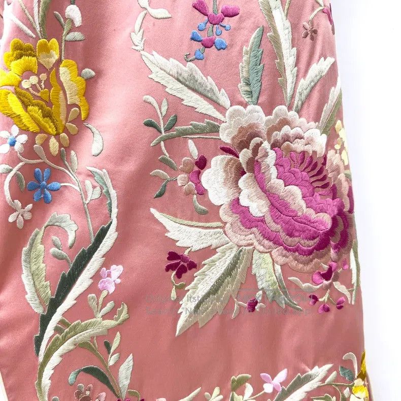 Gucci Gucci Floral embroidered mulberry silk nightgown coat Size M / US 6-8 / IT 42-44 - 4 Thumbnail
