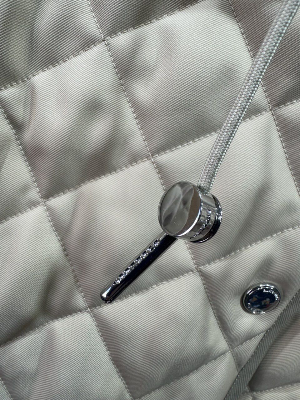 Burberry BURBERRY Meddon Quilted Nova Check Jacket Size XS Size XS / US 0-2 / IT 36-38 - 25 Thumbnail
