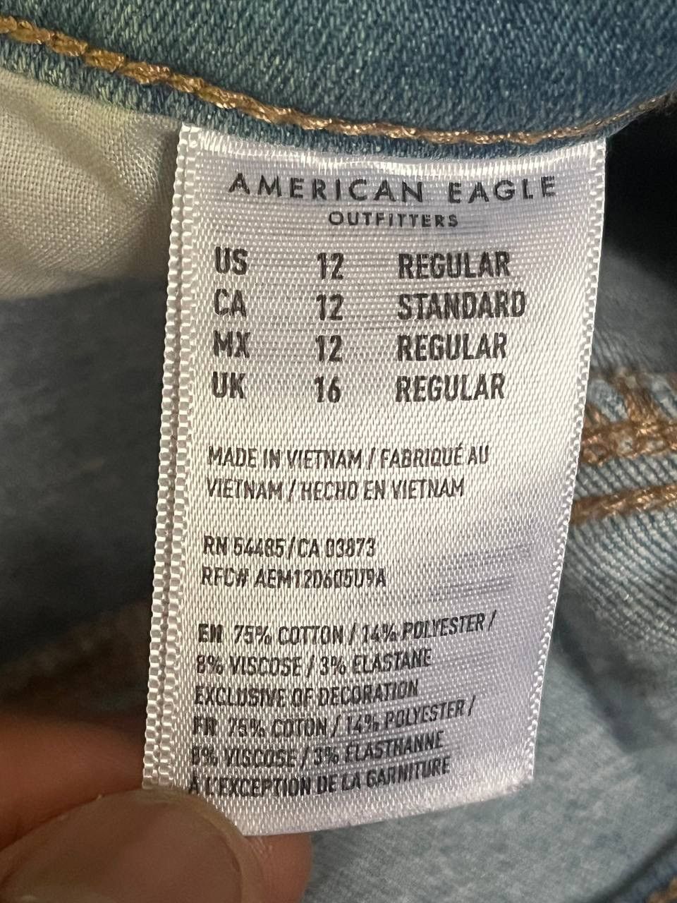 American Eagle Outfitters VINTAGE AMERICAN EAGLE LADY JEANS DITRESSED STYLE Size 34" / US 12 / IT 48 - 12 Thumbnail