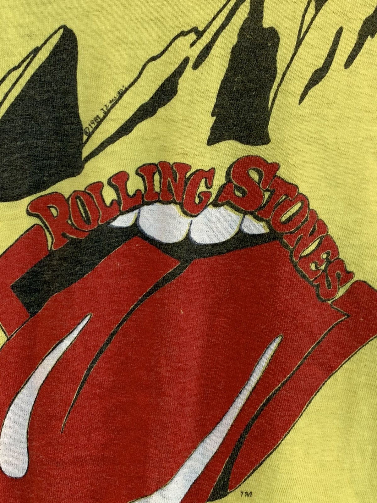 Band Tees × The Rolling Stones × Vintage RARE* Vintage 1981 Rolling Stones Live @ Boulder Staff Shirt Size US L / EU 52-54 / 3 - 9 Thumbnail