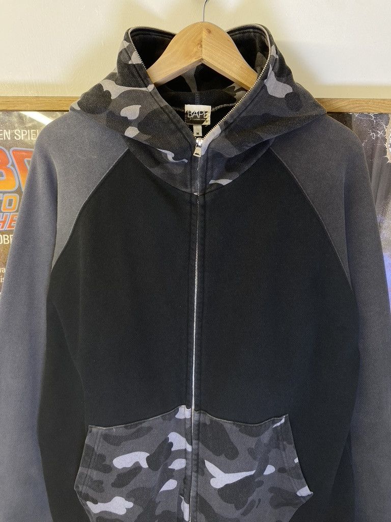 Bape 00s Bape Crazy Split Style Monochrome Camo Full Zip Hoodie Size US M / EU 48-50 / 2 - 5 Thumbnail