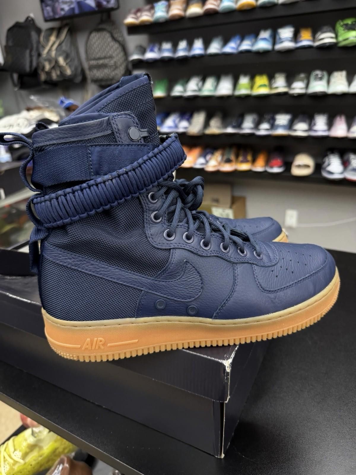 Nike Nike SF Air Force 1 High Men’s Size 10 Midnight Navy Blue Size US 10 / EU 43 - 12 Thumbnail