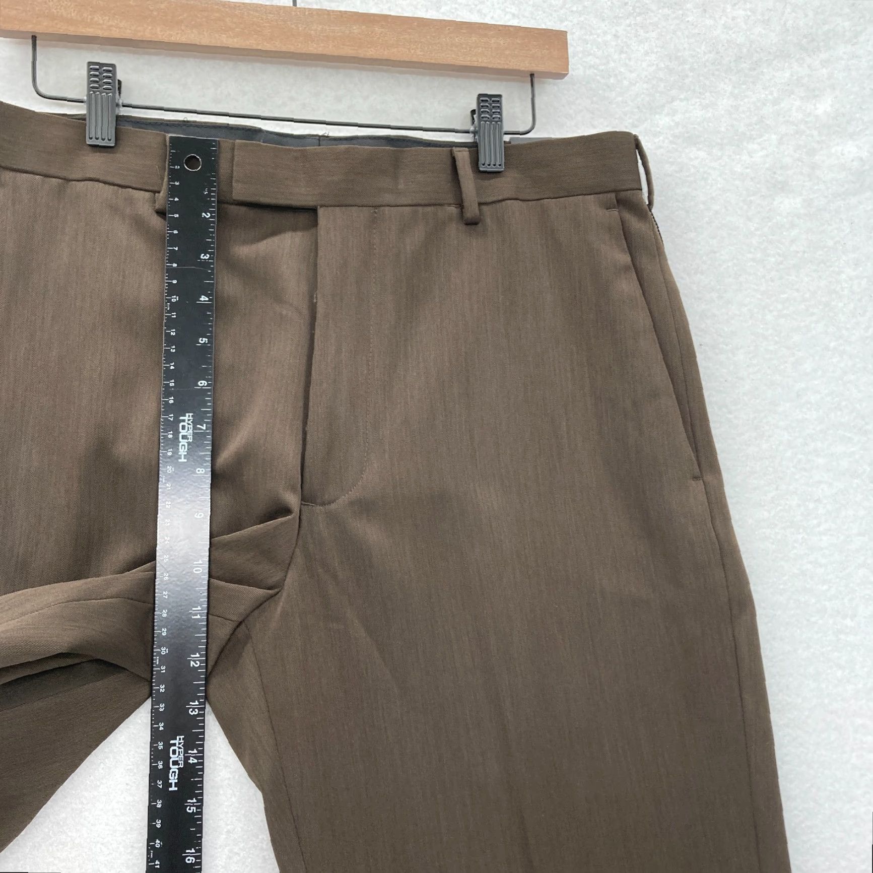 Vintage AXIST No Iron Dress Pants Mens 32x30 Brown Flat Front Straight Leg Mid Rise NWT Dress Pants Mens Brown Flat Front 32x30 Axist No Iron NWT Size US 32 / EU 48 - 7 Thumbnail