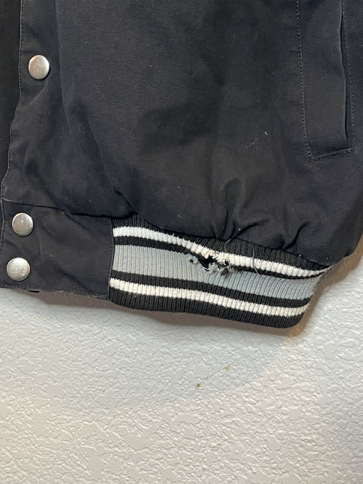 Las Vegas Raiders 3-Time Super Bowl Embroidered GIII Jacket