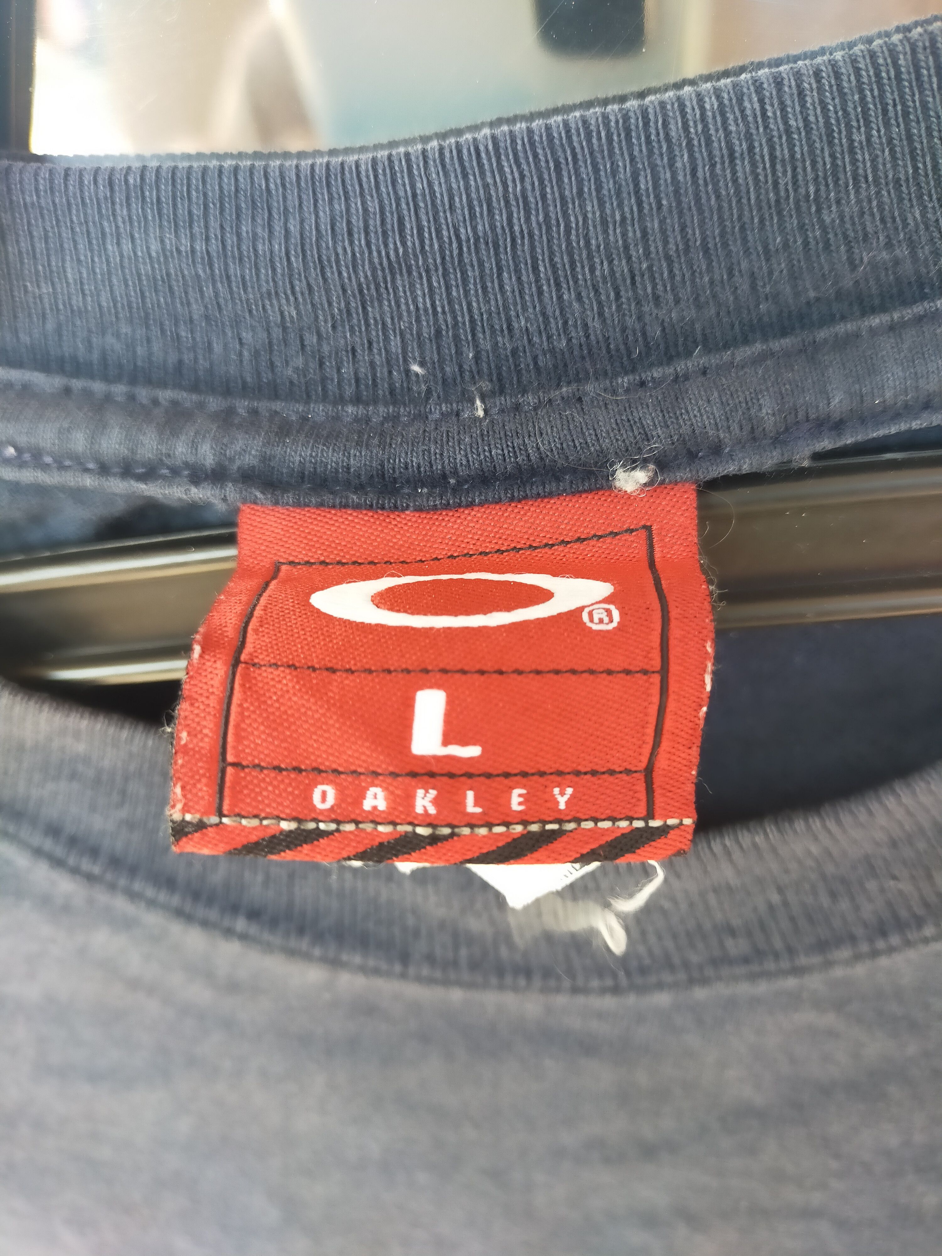 Oakley × Vintage 🔥 OFFER ME! VINTAGE FADED OAKLEY TEE Size US L / EU 52-54 / 3 - 4 Thumbnail