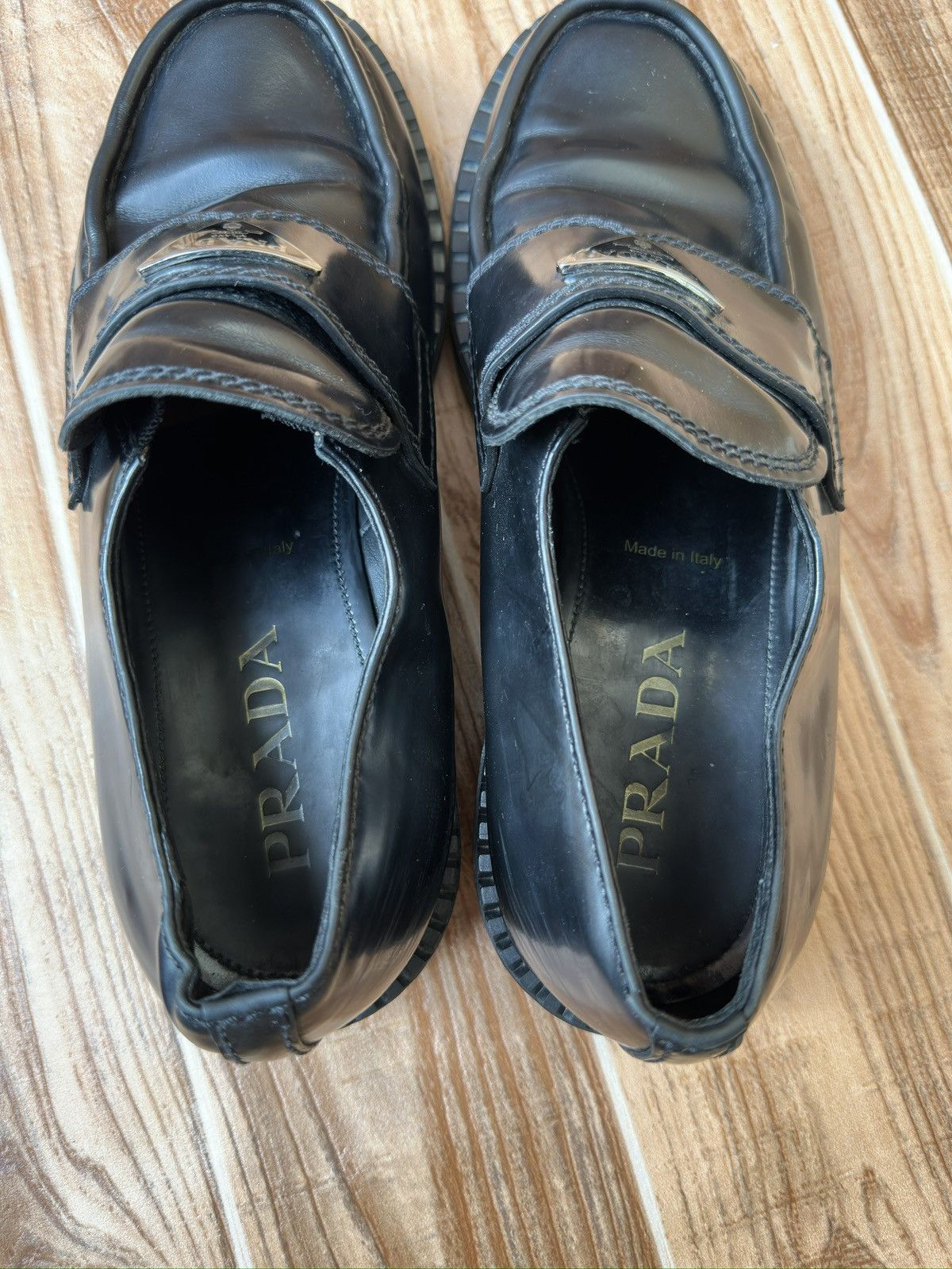 Prada Prada Brushed Leather Logo Loafers Size US 7.5 / EU 40-41 - 22 Thumbnail