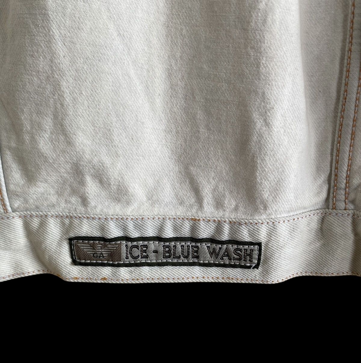 Giorgio Armani Vintage Brand Giorgio Armani Denim Trucker Jacket 1990s Size US M / EU 48-50 / 2 - 9 Thumbnail