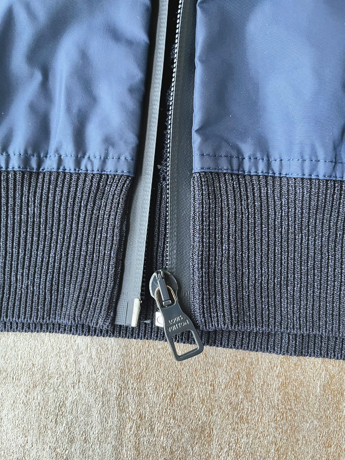 Louis Vuitton Louis Vuitton lightweight coat Size US L / EU 52-54 / 3 - 3 Thumbnail