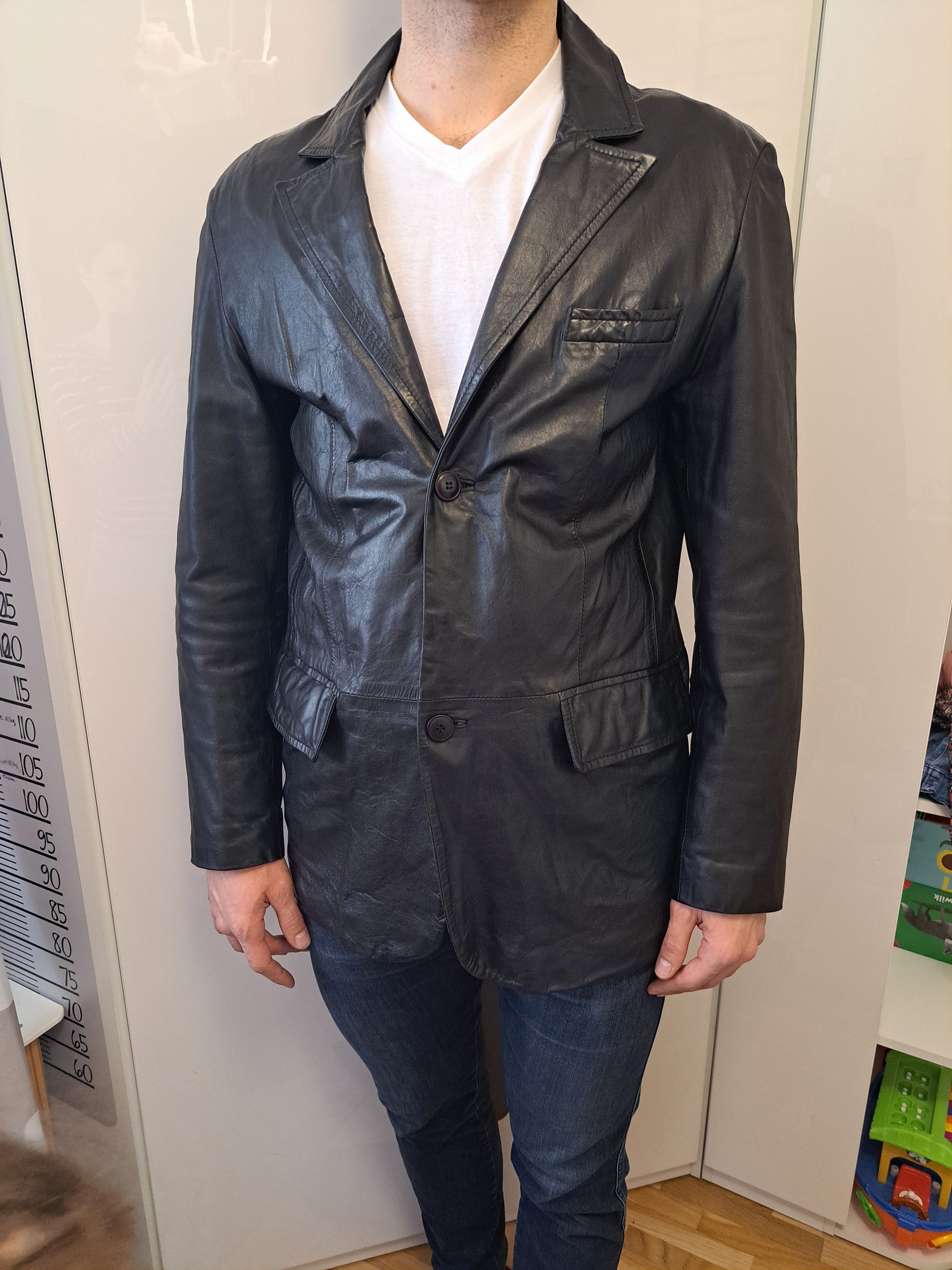 Genuine Leather Vintage blac leather jacket Hollies Stockholm, L size Size US L / EU 52-54 / 3 - 5 Thumbnail