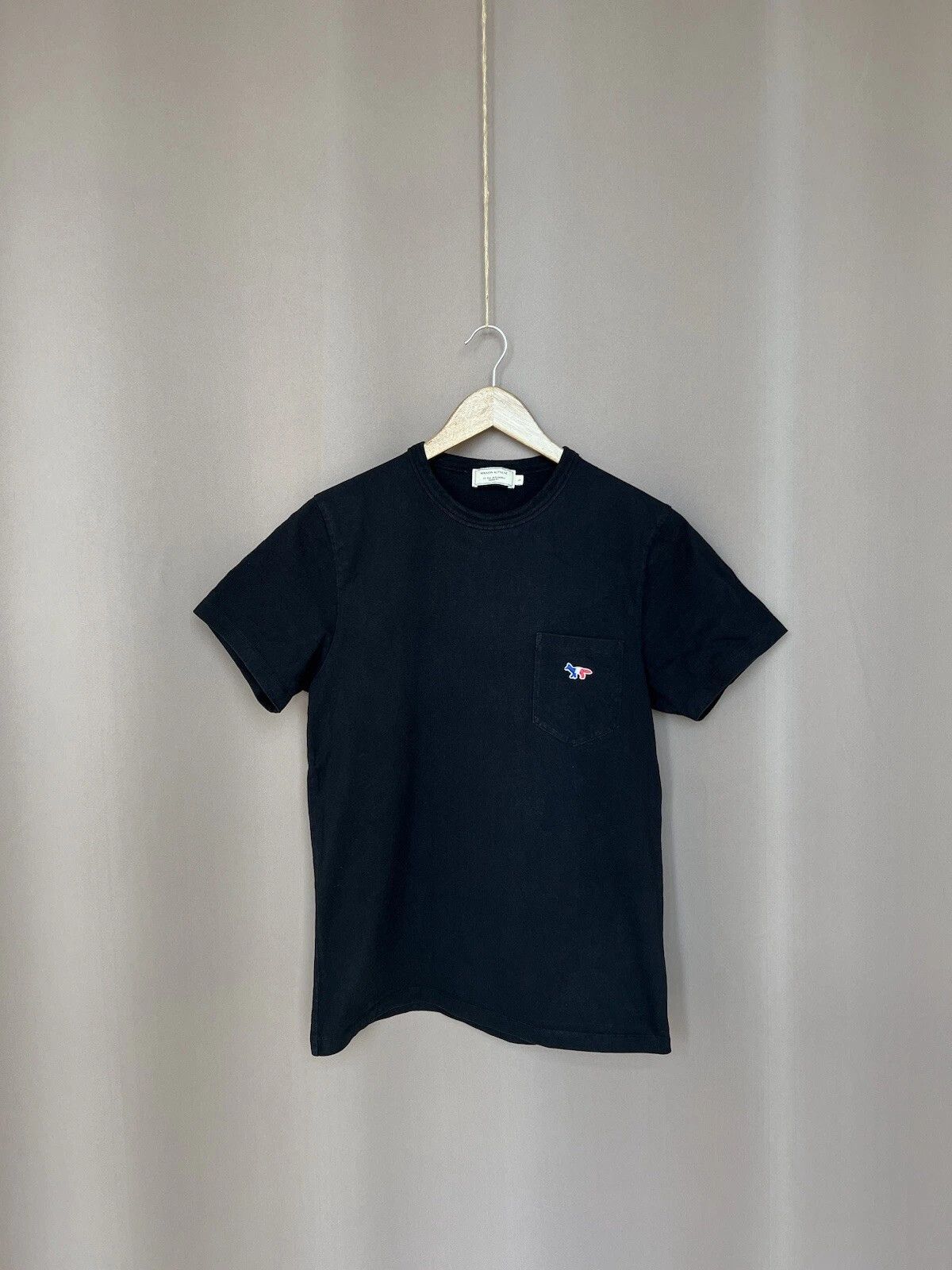 Maison Kitsune Maison Kitsune Fox Patch T-Shirt Men Size S Short Sleeve Size US S / EU 44-46 / 1 - 1 Thumbnail
