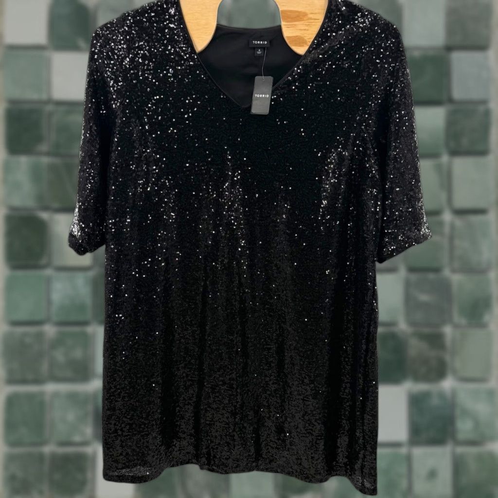 Torrid VINTAGE Sequin Shift Dress Sparkly Sequins New Years Party Cocktail Plus 4 4X 26 Torrid Black Women Short Sleeve V-Neck Night Party Dress - Size S / US 4 / IT 40 - 1 Thumbnail