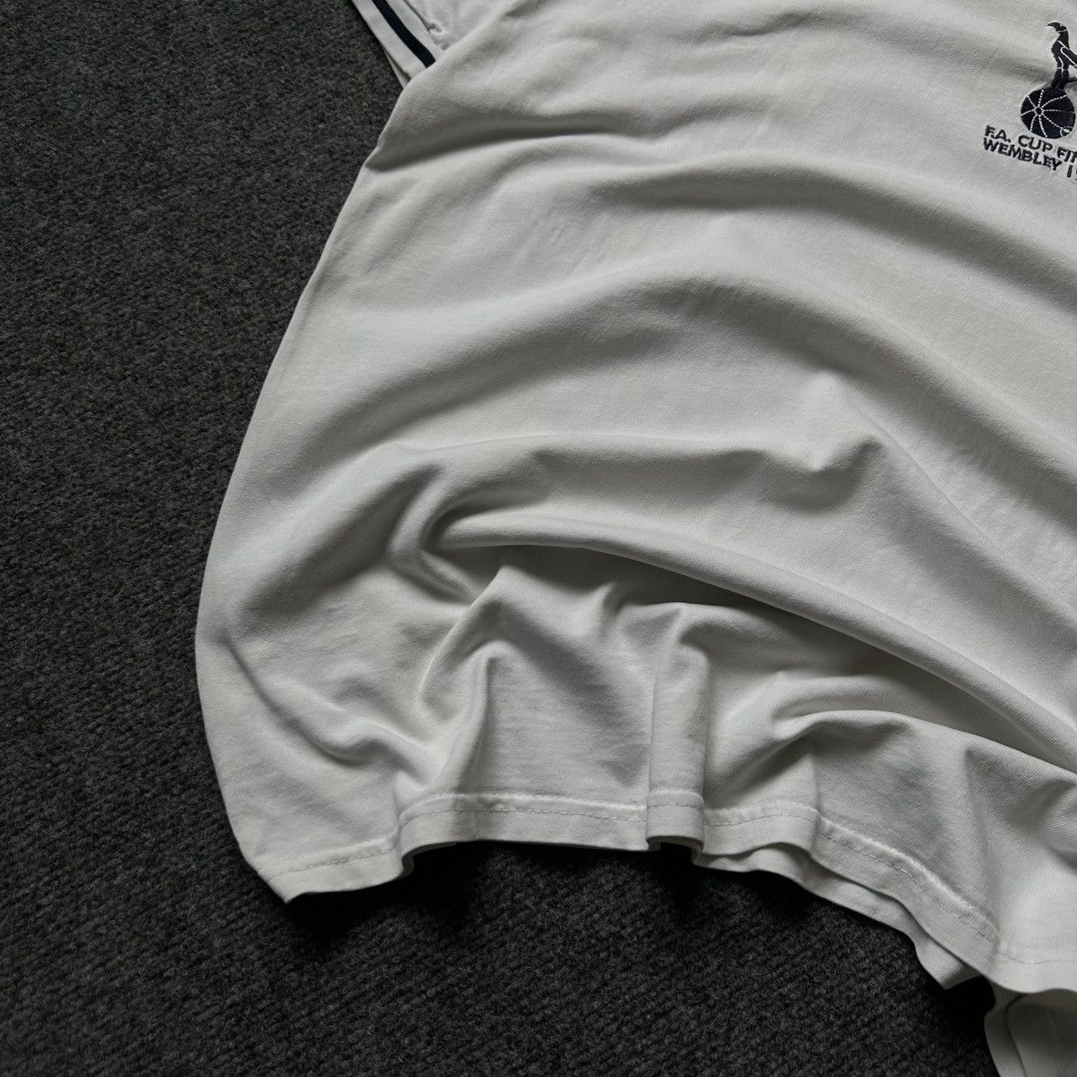Y/Project VTG Tottenham Hotspur 80s T-shirts V Neck Size XL Trashed Size US XL / EU 56 / 4 - 11 Thumbnail