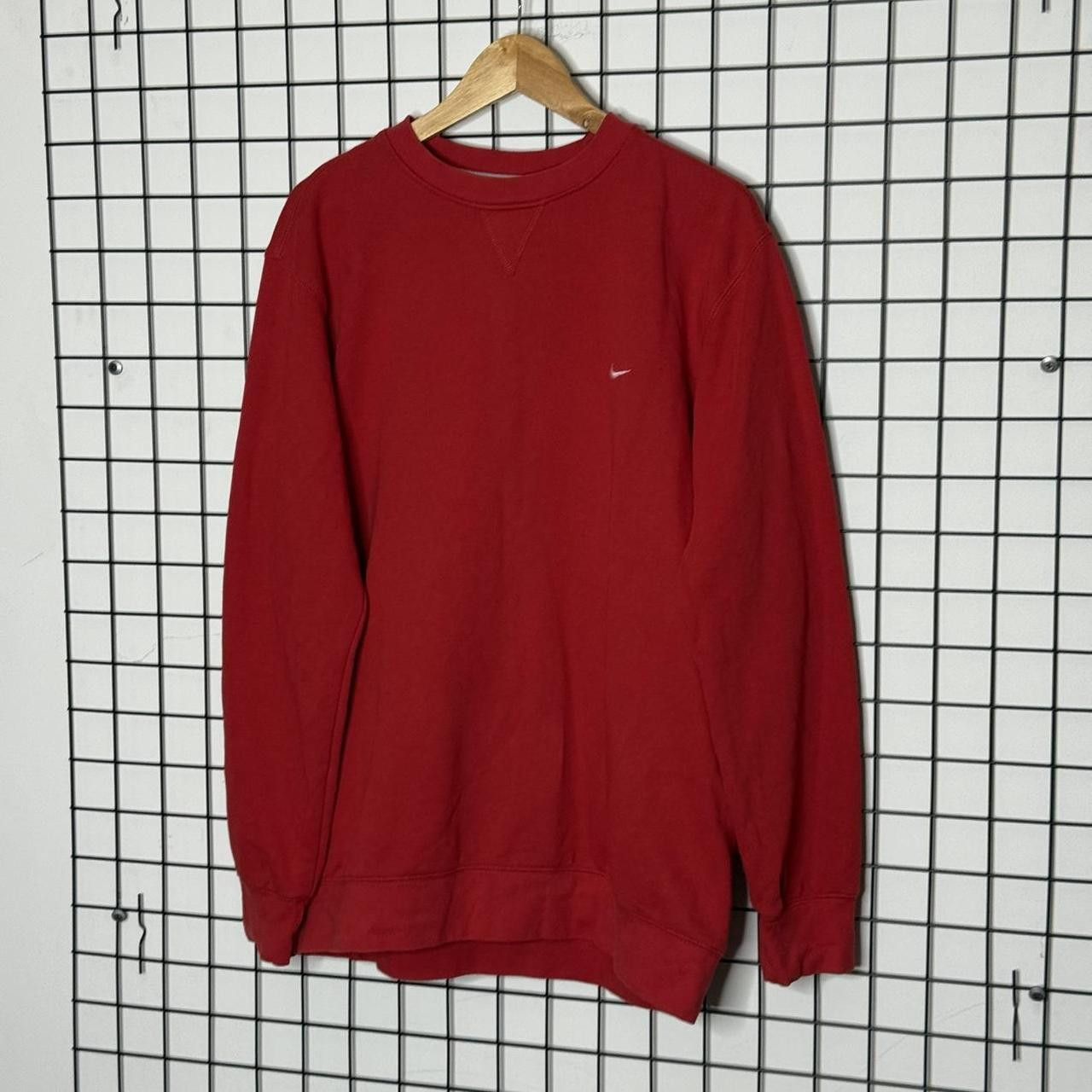 Nike Nike Vintage Mini Swoosh Sweatshirt White Red Size US L / EU 52-54 / 3 - 2 Thumbnail