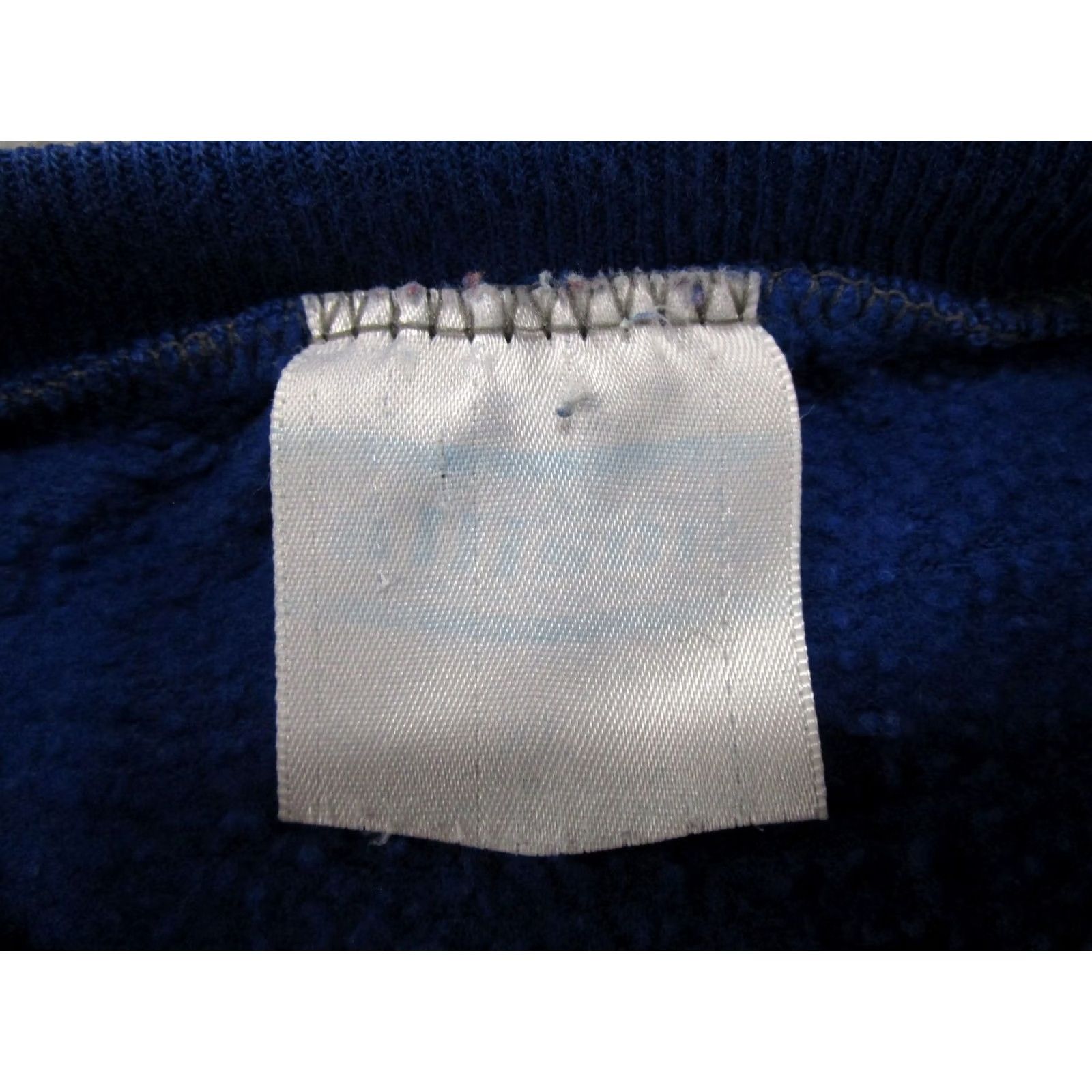 Disney VTG Mickey Mouse Beach Classic Pullover Crewneck Sweatshirt Disney Men L Blue 90s 80s Graphic Print Sports Hooded Size US L / EU 52-54 / 3 - 3 Thumbnail