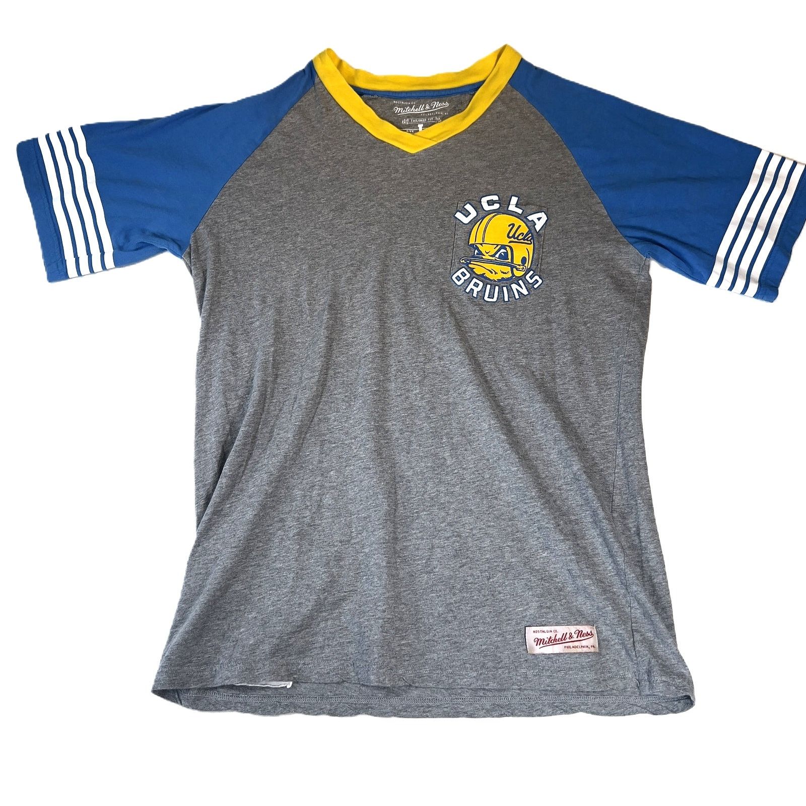Mitchell & Ness Mitchell & Ness UCLA Bruins T-Shirt RARE "3rd Proto 9-10-10" Size L / US 10 / IT 46 - 1 Thumbnail