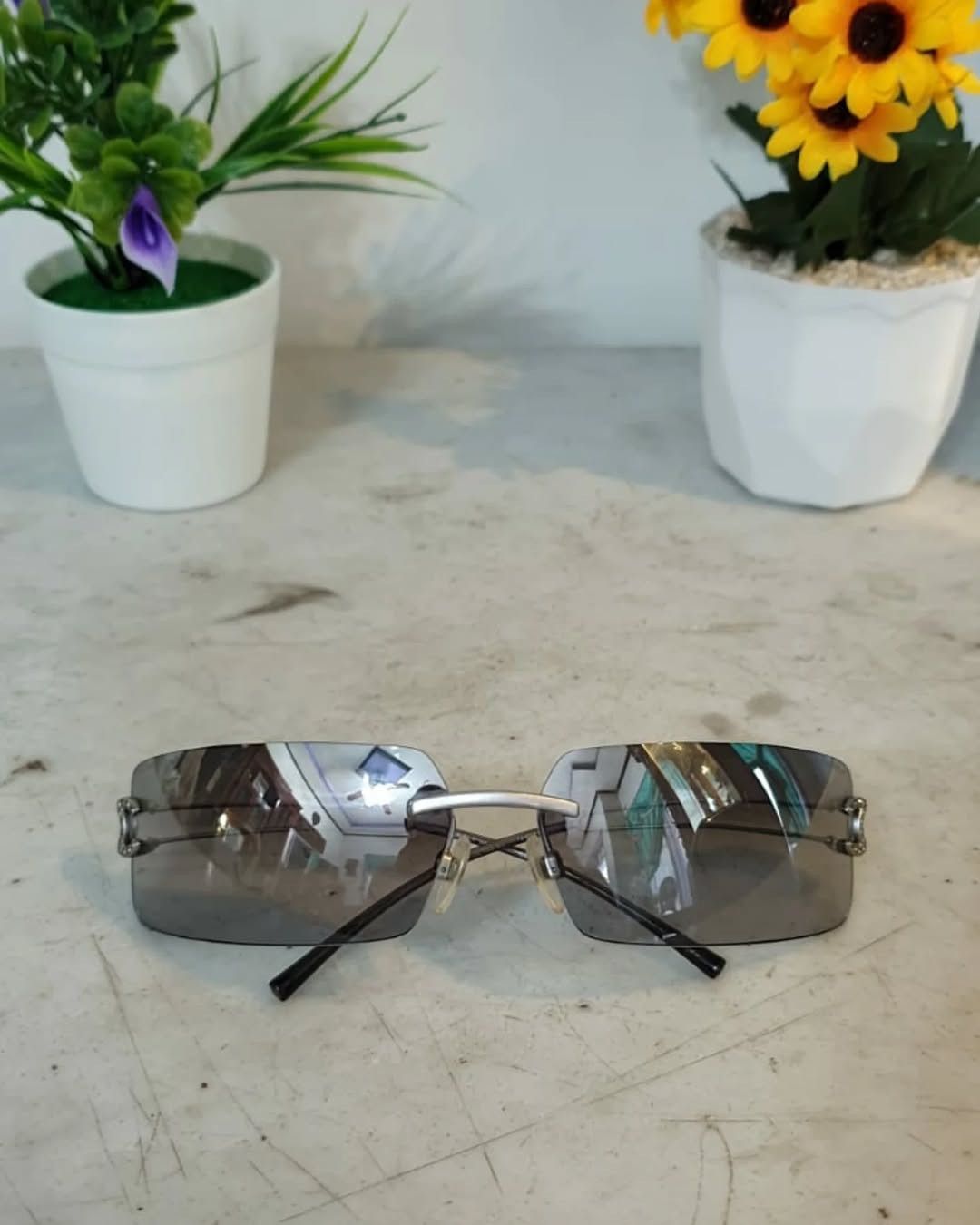 Chanel Vintage 90s CHANEL Rhinestone Sunglasses Size ONE SIZE - 1 Thumbnail