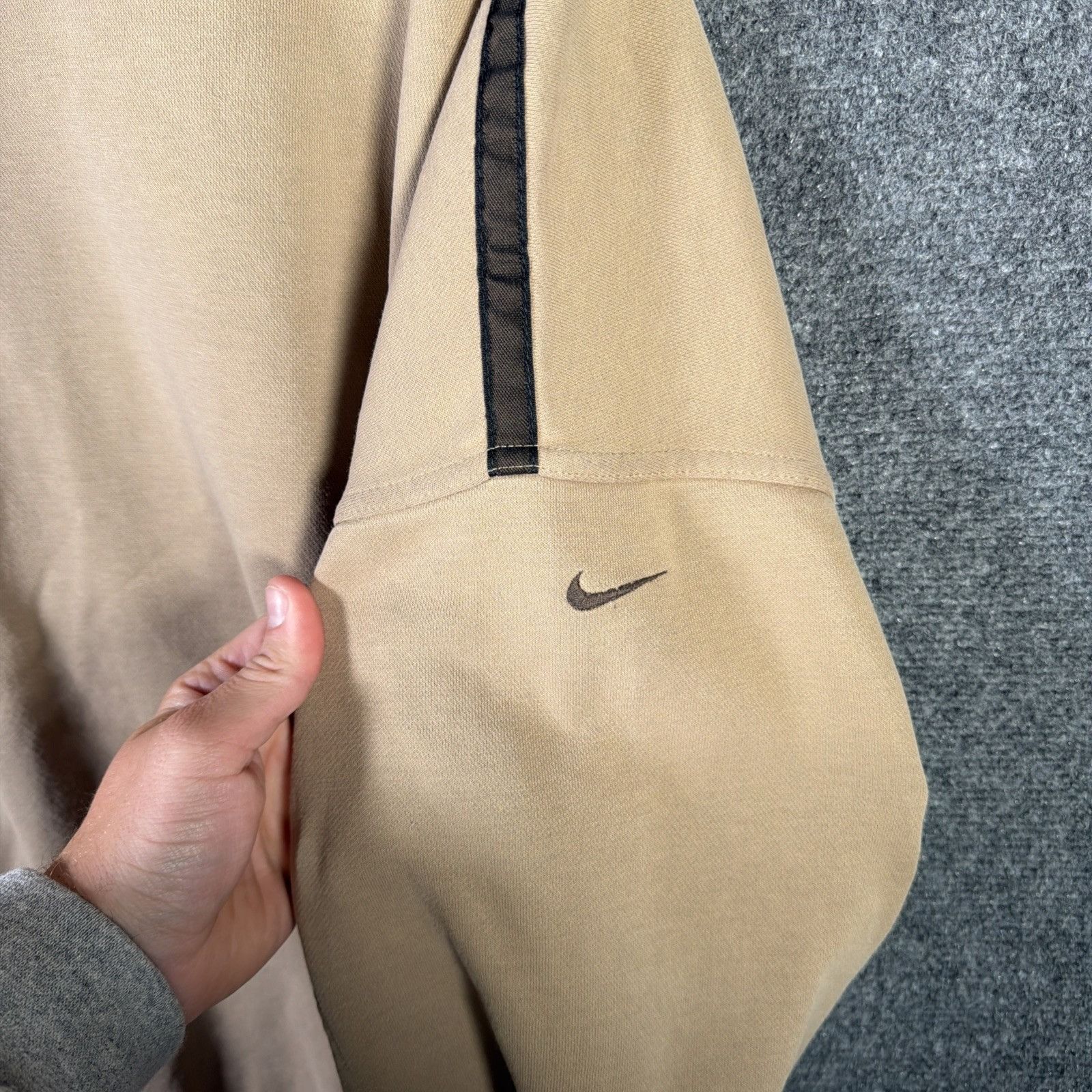 Nike Vintage Nike Sweatshirt Mens Large Brown Y2K 90s Skate Surf Size US L / EU 52-54 / 3 - 6 Thumbnail