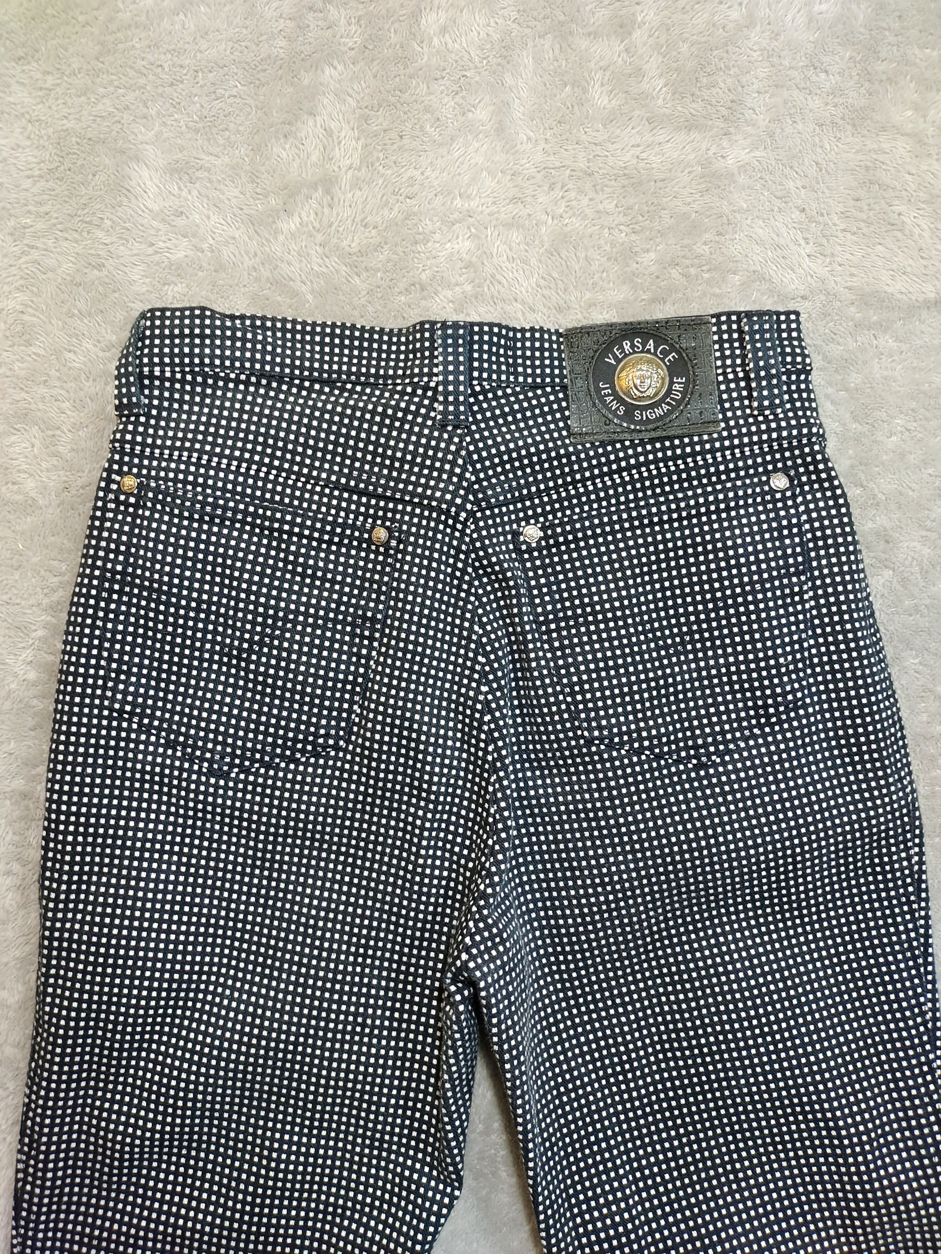Versace VERSACE JEAN SIGNATURE BLACK AND WHITE MADE IN ITALY Size US 30 / EU 46 - 10 Thumbnail