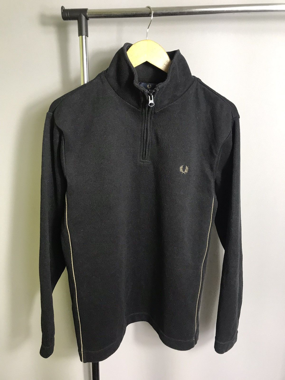 Fred Perry × Vintage Vintage 90s Fred Perry 1/4 Zip Sweatshirt Black Cotton y2k Size US M / EU 48-50 / 2 - 1 Thumbnail