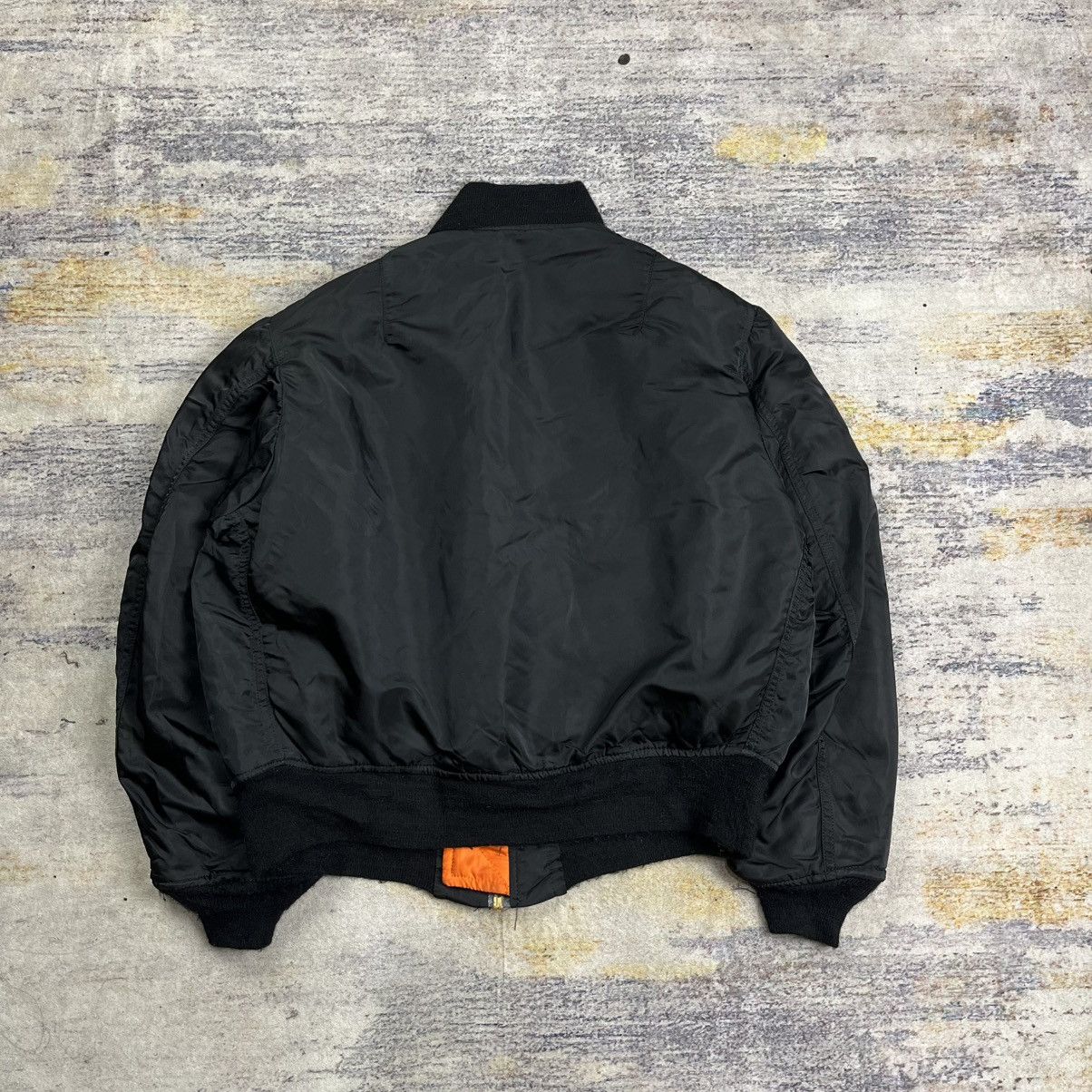 Alpha Industries Vintage 90s Alpha industries Ma-1 bomber flight jacket Size US M / EU 48-50 / 2 - 2 Thumbnail