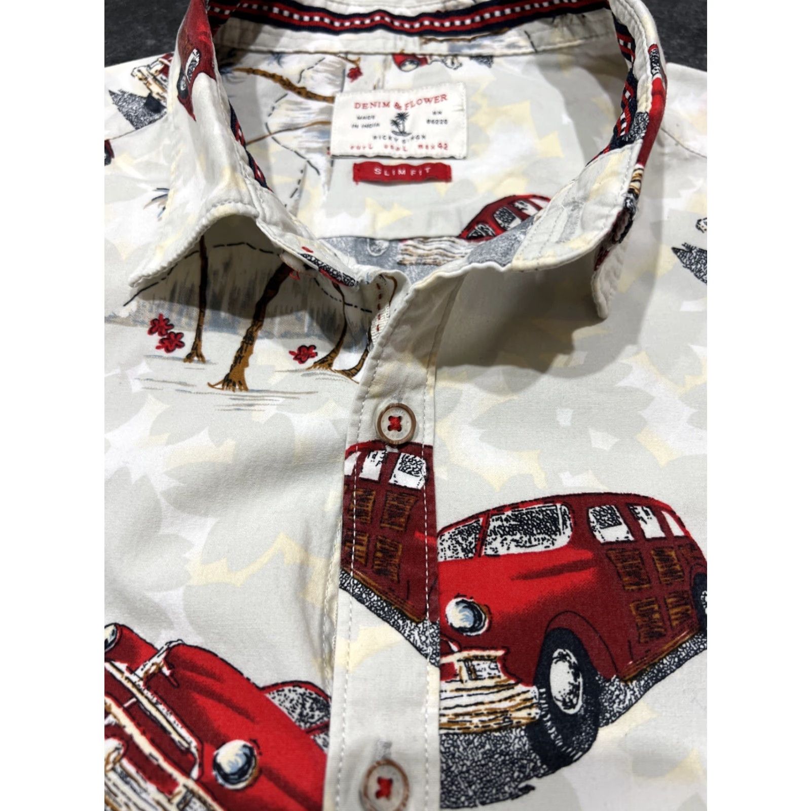 Denime Denim & Flower Men's Hawaiian S/S Slim Fit Button-Up Shirt Size L Multicolor Size US L / EU 52-54 / 3 - 6 Thumbnail
