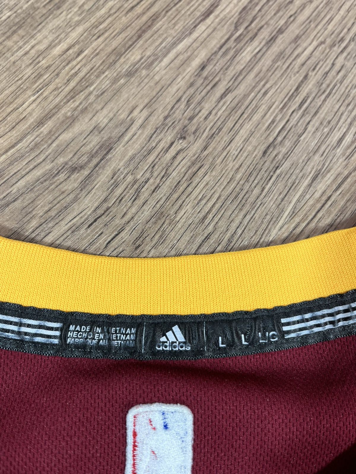 NBA LeBron James Cleveland Jersey Basketball Adidas Size US L / EU 52-54 / 3 - 7 Thumbnail