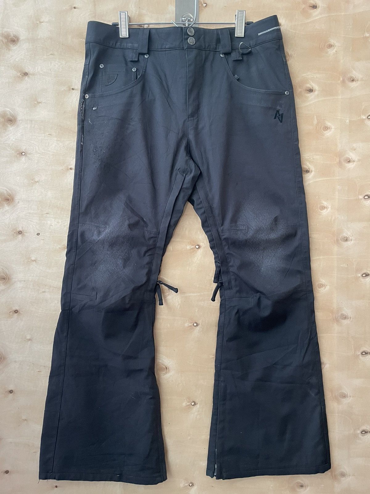 If Six Was Nine × Japanese Brand × Tornado Mart Flare Jeans AA HARDWARE Size US 35 - 1 Thumbnail