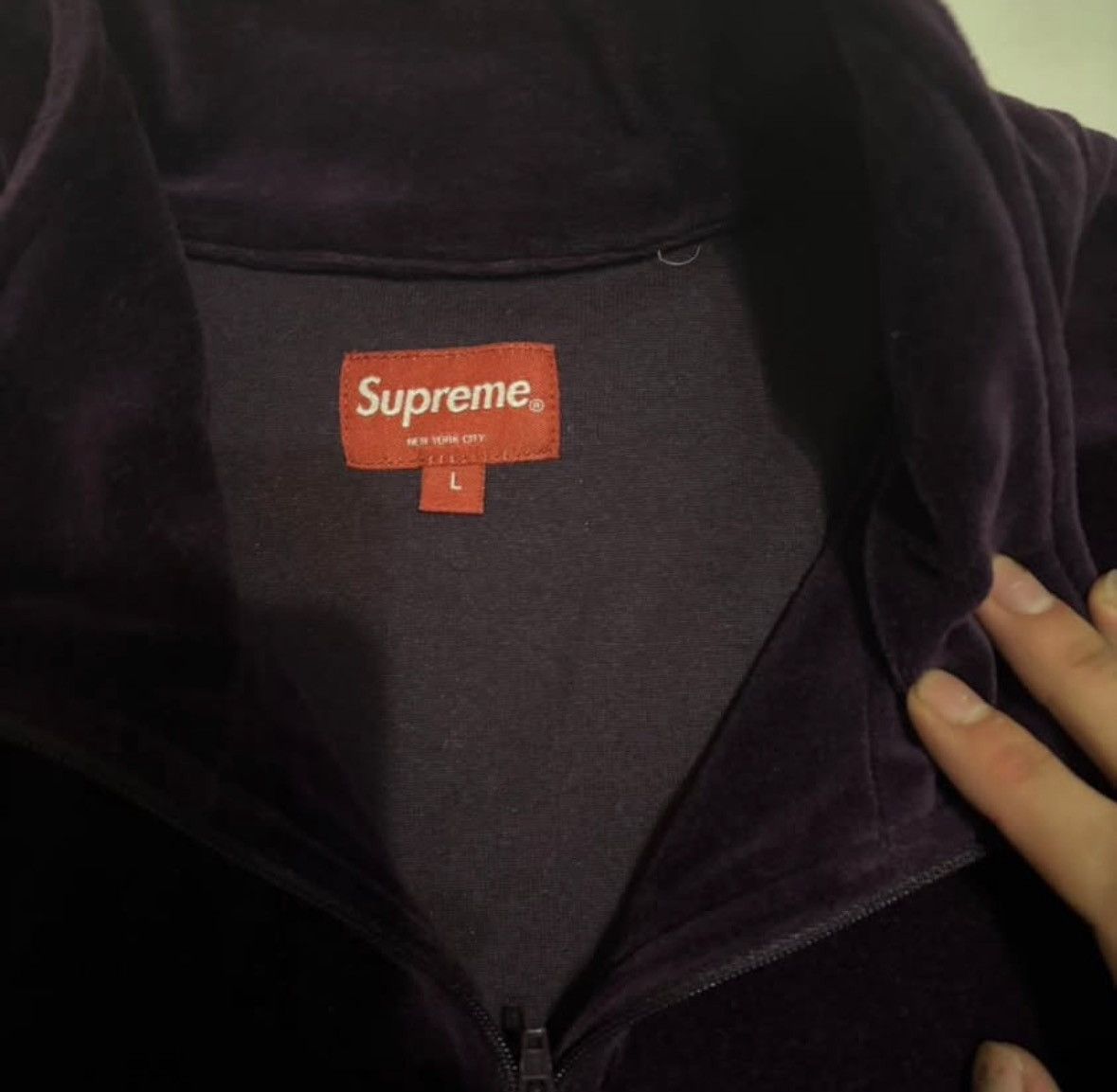 Supreme Supreme 2017 Fall/Winter “Velour Half Zip Pullover” Size US L / EU 52-54 / 3 - 2 Thumbnail
