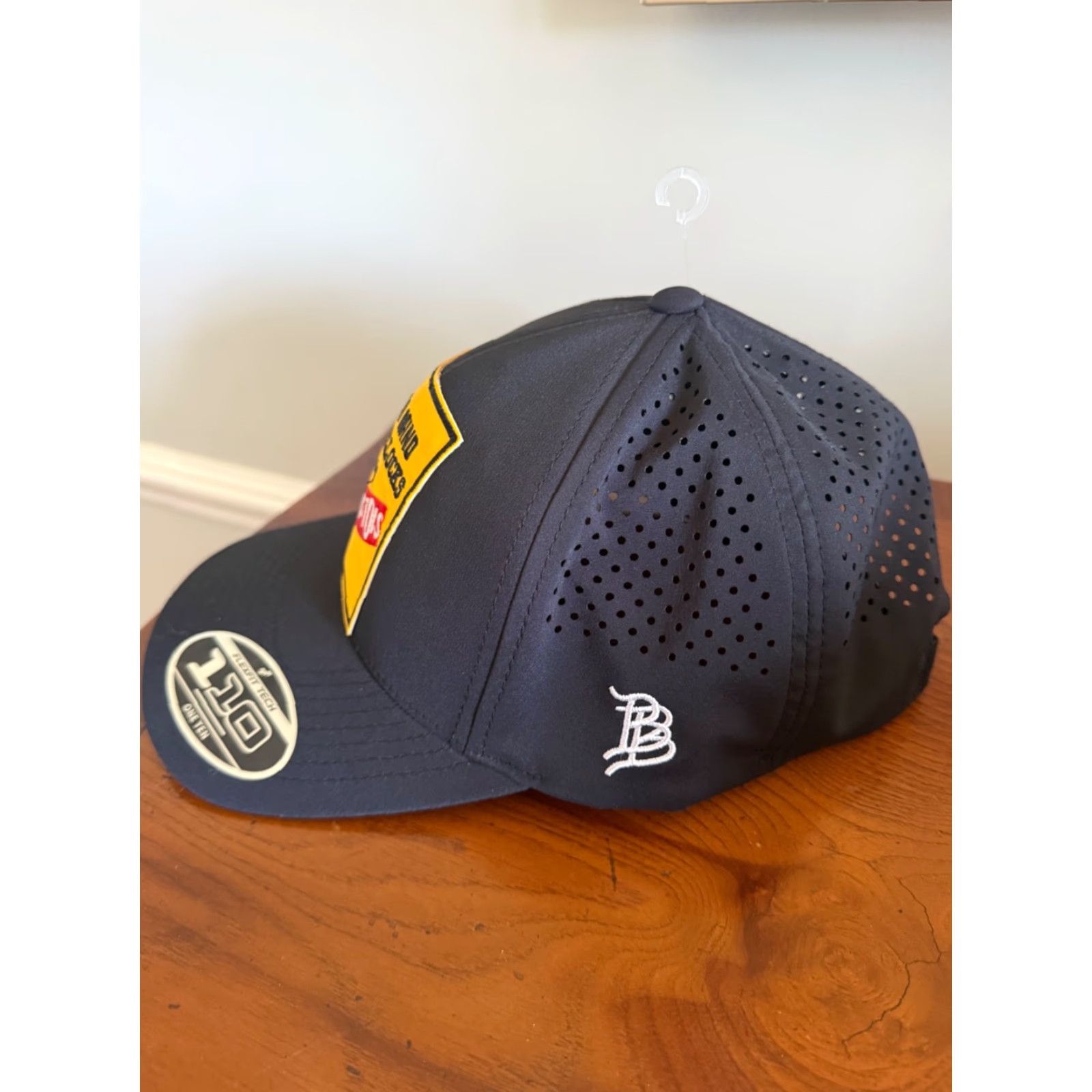 Vintage Branded Bills SEX PISTOLS Hat Cap Punk Rock Band Concert Tour Flex Fit Snapback Adjustable Black Unisex Adults Mens Hat Size ONE SIZE - 2 Thumbnail
