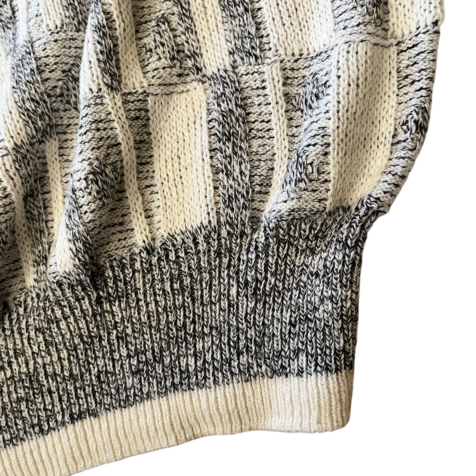 Vintage Vintage Eagleson's Checkered Gray Ivory-White Cotton Sweater Size US XL / EU 56 / 4 - 6 Thumbnail