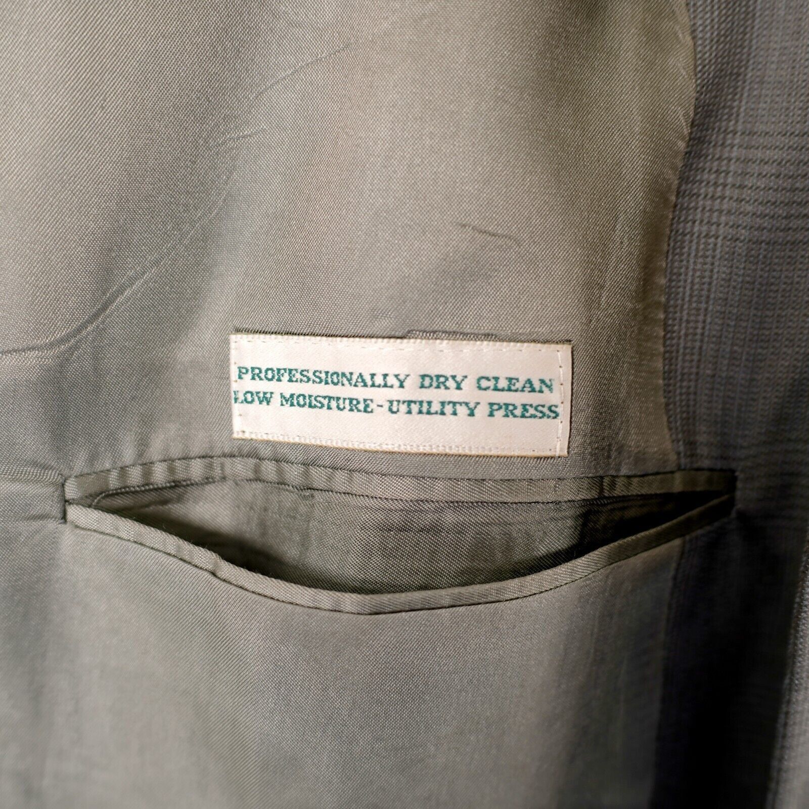 Austin Reed Austin Reed Wool Gray Plaid Double Breasted 2 Piece Suit 42L Size 42L - 15 Thumbnail