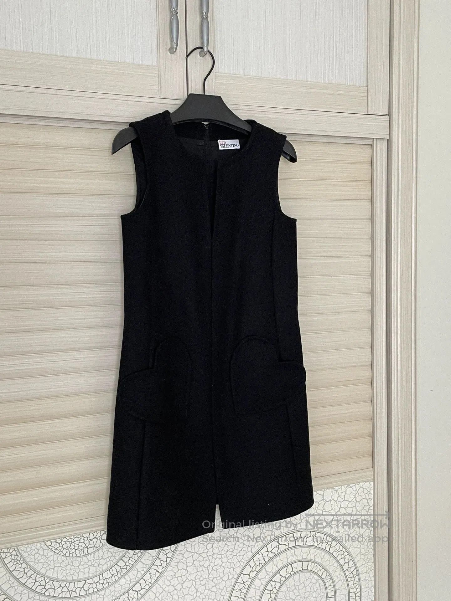 Valentino Red Valentino Heart Wool Dress. Size US S / EU 44-46 / 1 - 1 Thumbnail