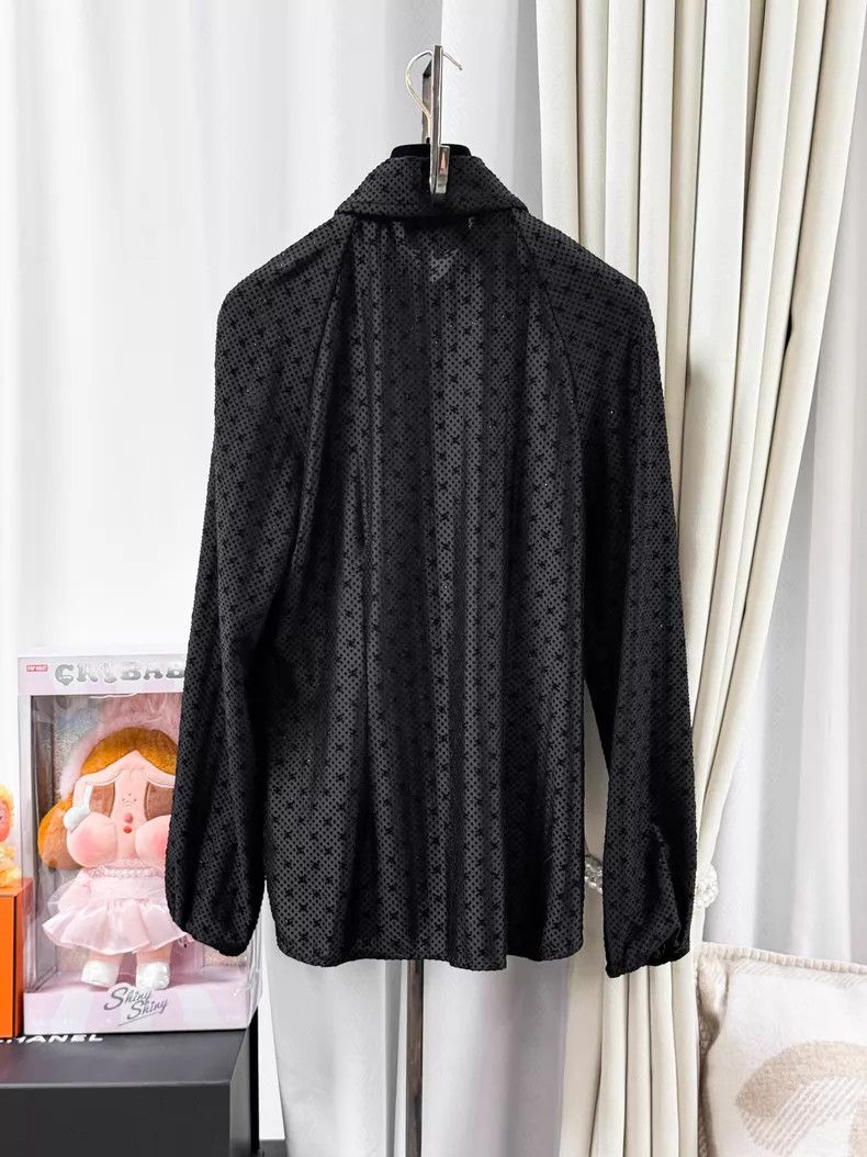 Chanel Chanel Velvet dark pattern logo long-sleeved shirt Size S / US 4 / IT 40 - 3 Thumbnail