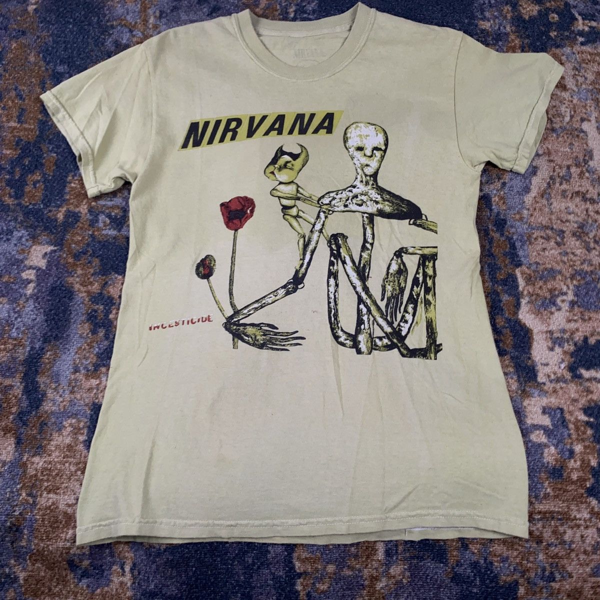 Band Tees Nirvana Incesticide Official Band T Shirt Size S / US 4 / IT 40 - 2 Thumbnail