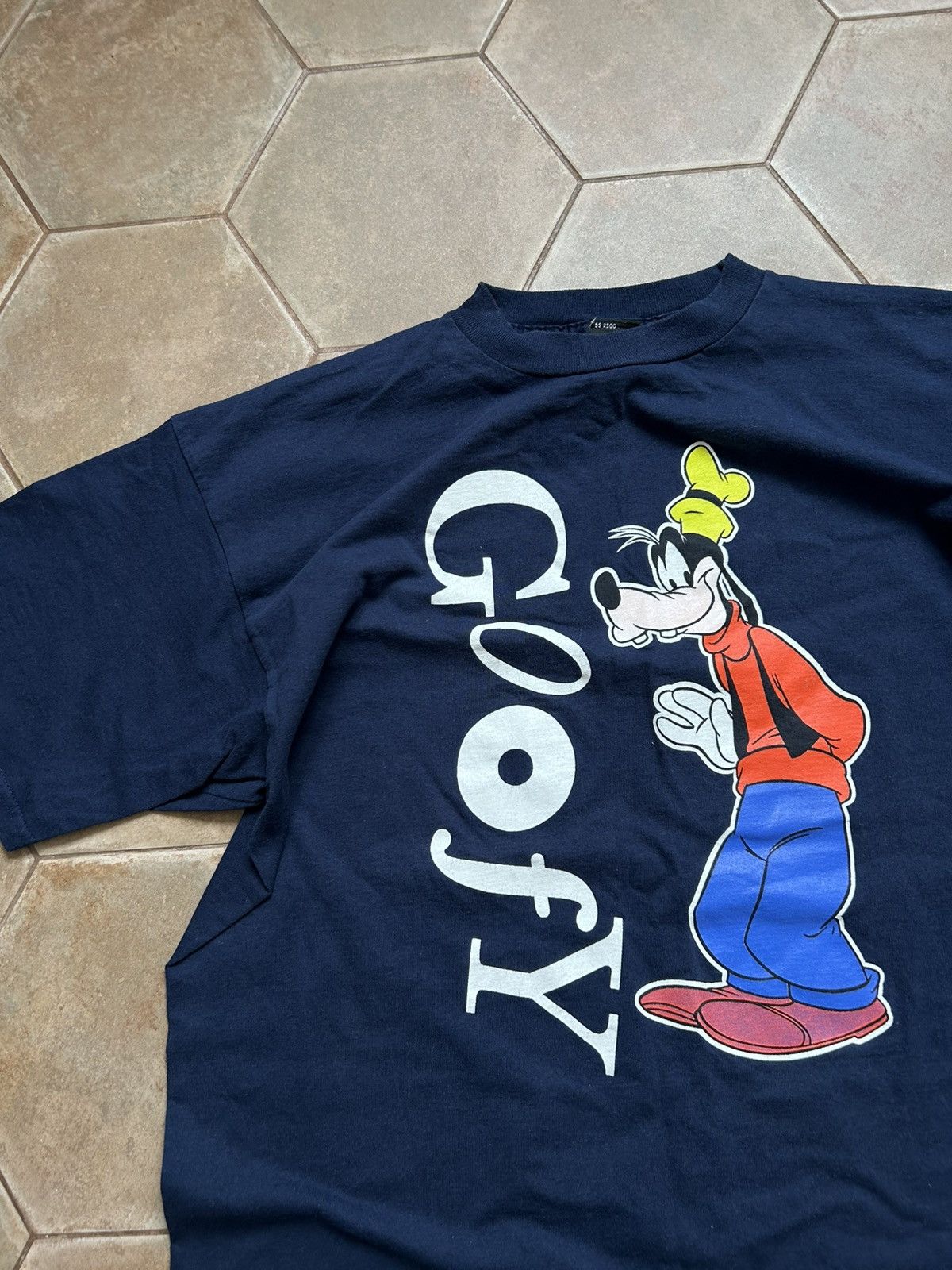 Disney Vintage Goofy Disney shirt Size US XL / EU 56 / 4 - 3 Thumbnail