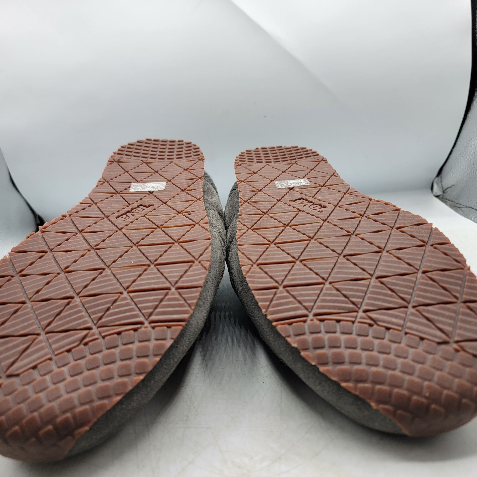 Teva Teva ReEmber Plushed Mens 11 Gray Slipper Shoes Comfort Line Size US 11 / EU 44 - 13 Preview
